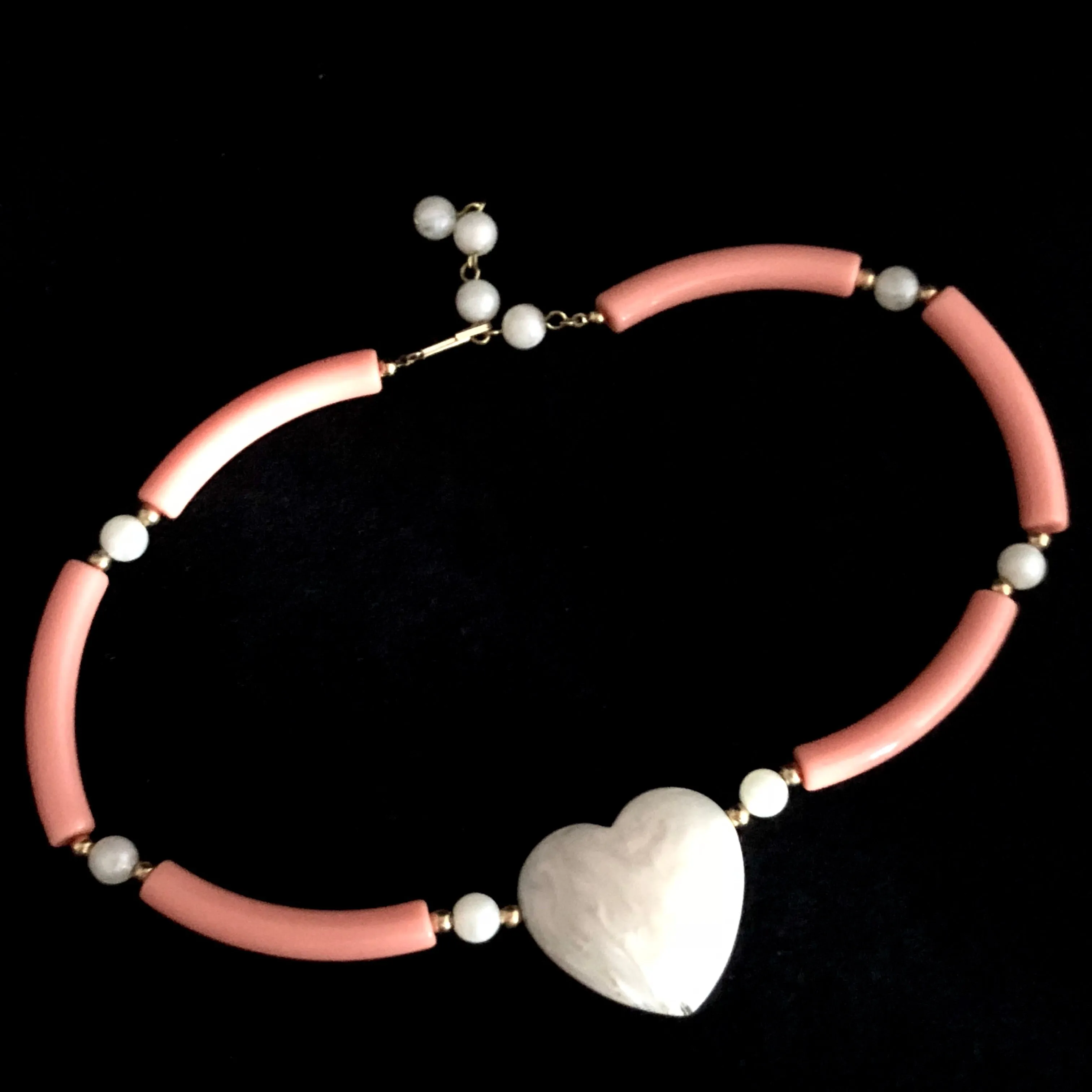 1988 Avon Modern Heart Necklace, Peach/White