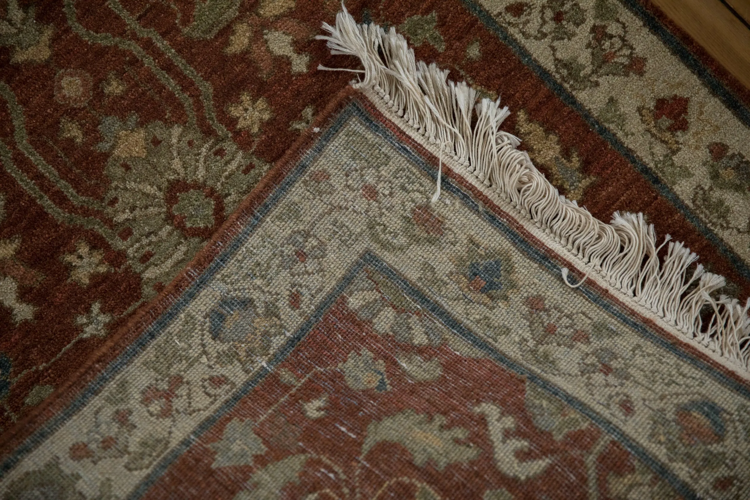 2.5x4 Vintage Armenian Lilihan Design Rug