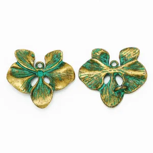 30*27MM Verdigris Patina Pendant,Flower Shape Retro Pendant Charms,Jewelry Fingdings,Thickness 3 mm,sold 20pcs/lot
