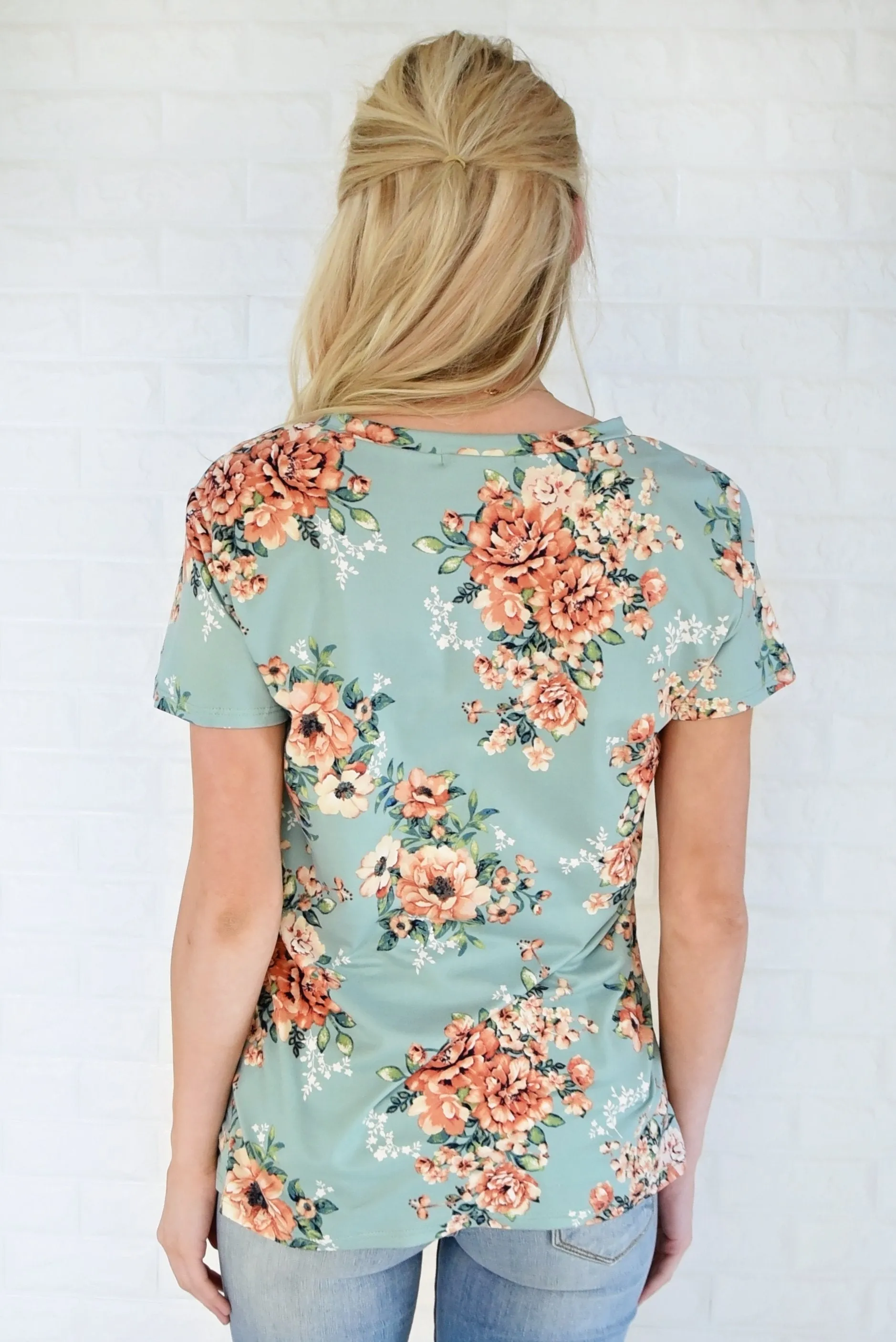 Beautifully Blooming Top ~ Mint