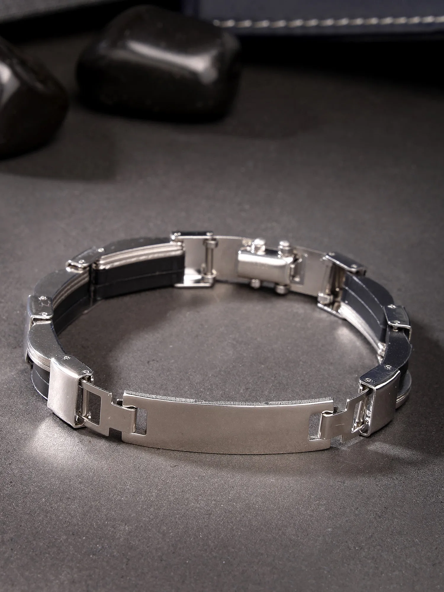 Bohey by KARATCART Silver Plated Link Chain Bracelet for Men