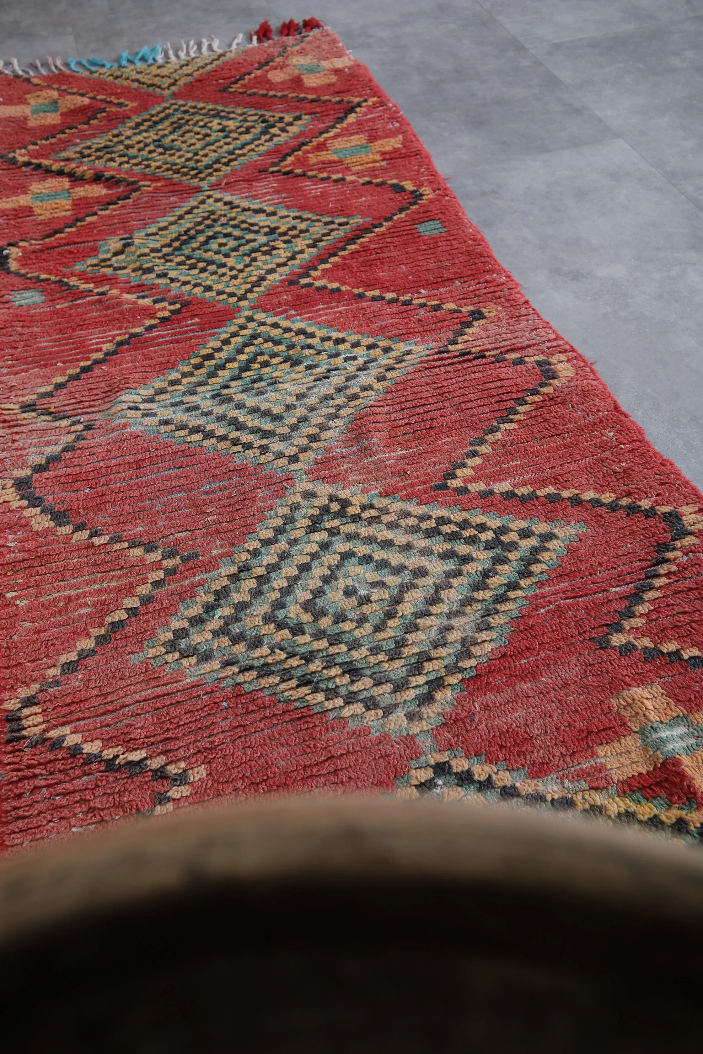 Boucherouite Moroccan Rug - 3.4 x 9.2 Feet