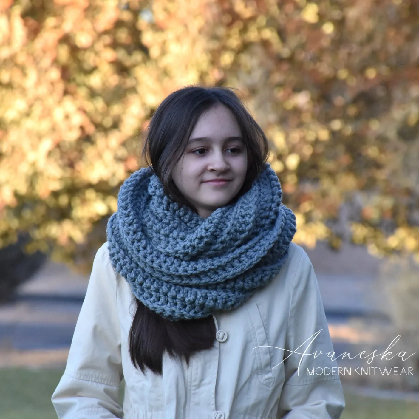 Chunky Infinity Scarf | THE ZURICH