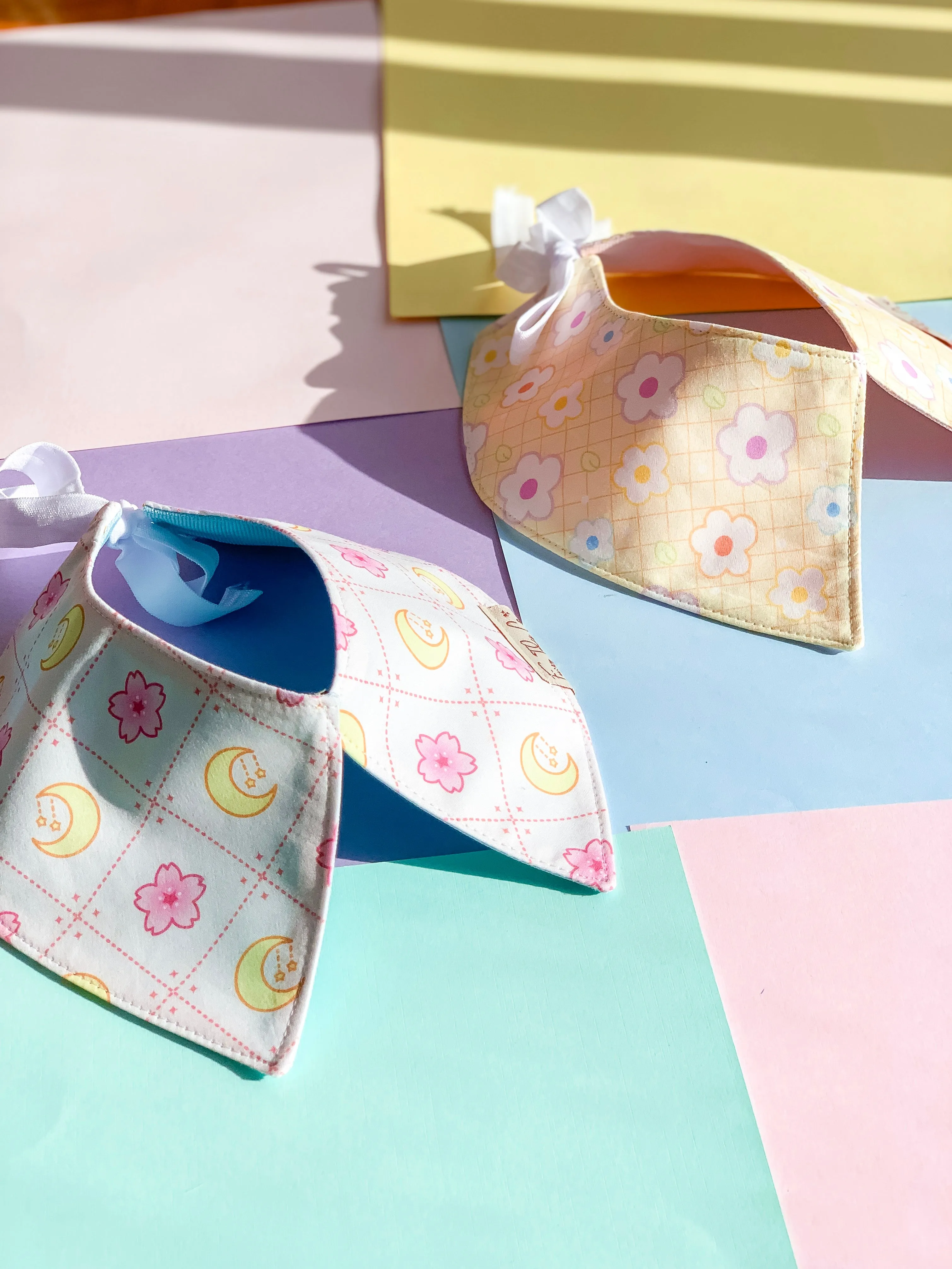 Dainty Floral Signature Collar