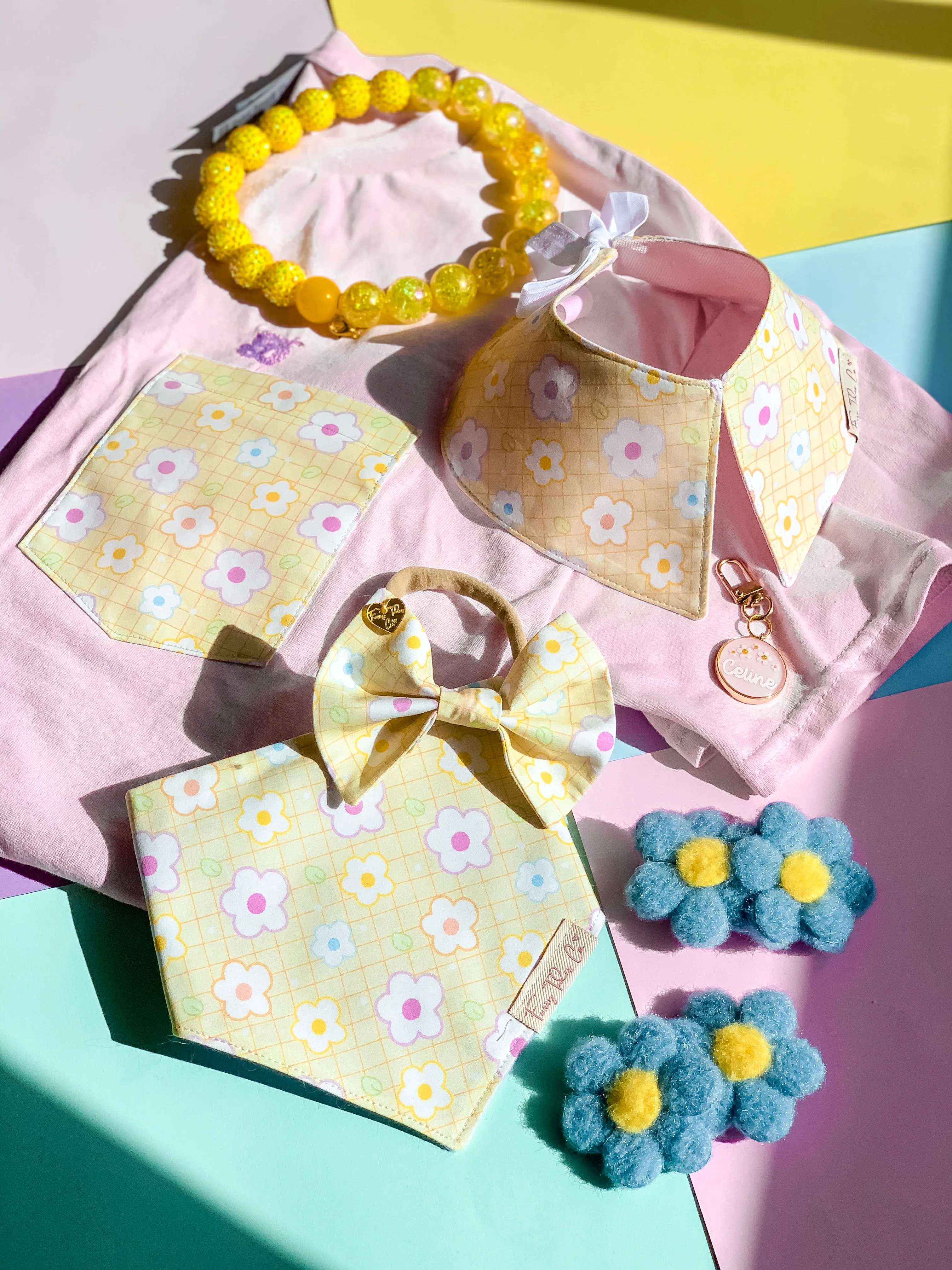 Dainty Floral Signature Collar