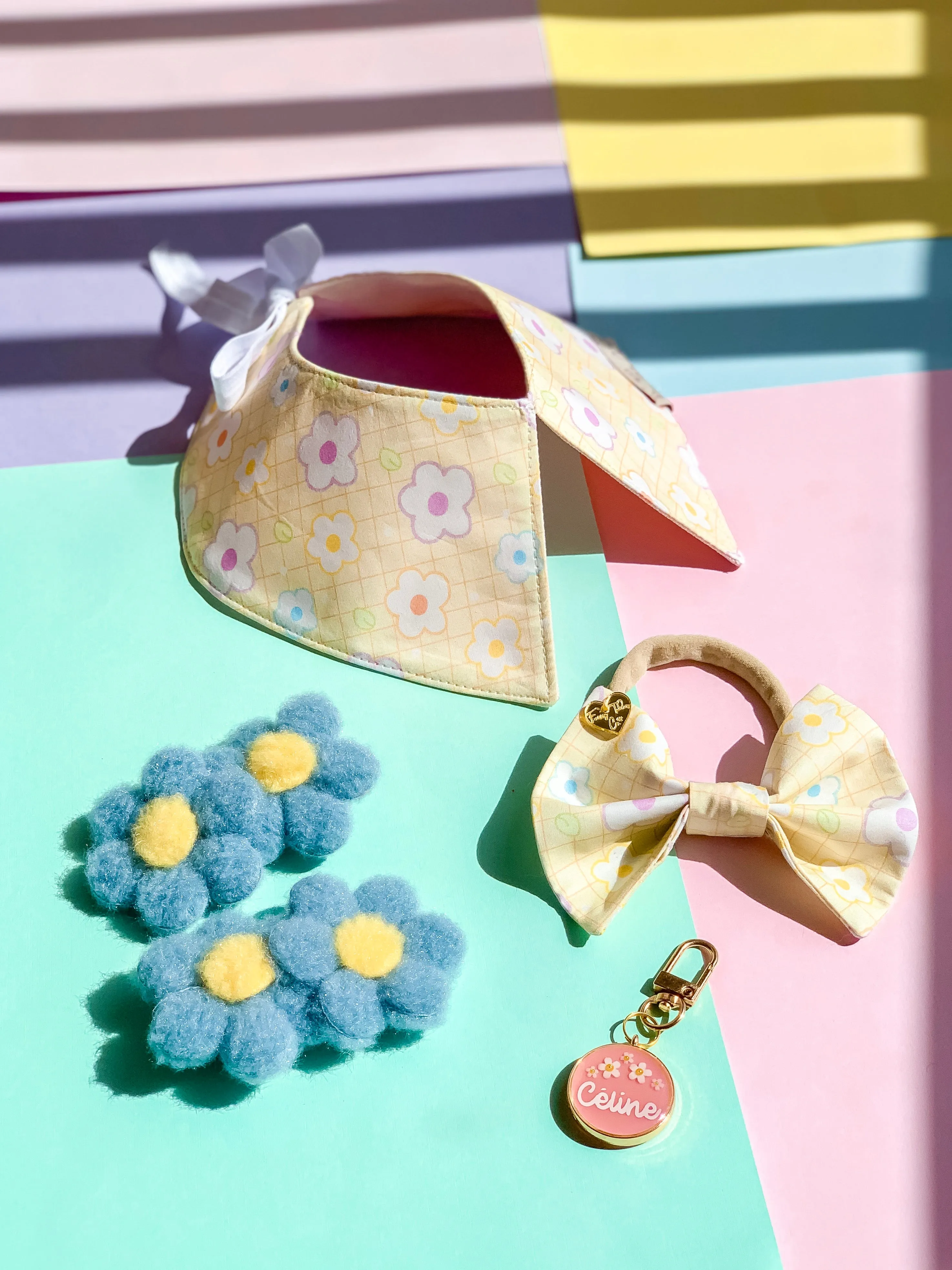 Dainty Floral Signature Collar