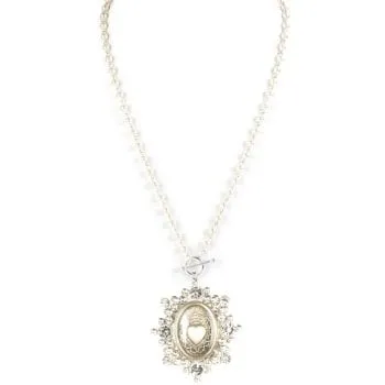 Delfina - 6mm Pearl Cream with All Medallions