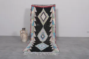 Elegant Moroccan Rug with Geometric Diamond Patterns – 2.9 x 7.5 ft