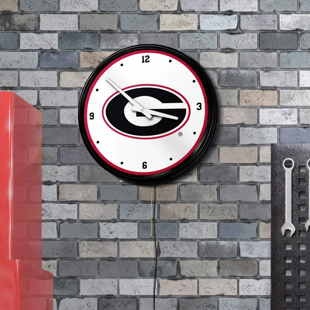 Georgia Bulldogs: "Retro Diner" Lighted Wall Clock