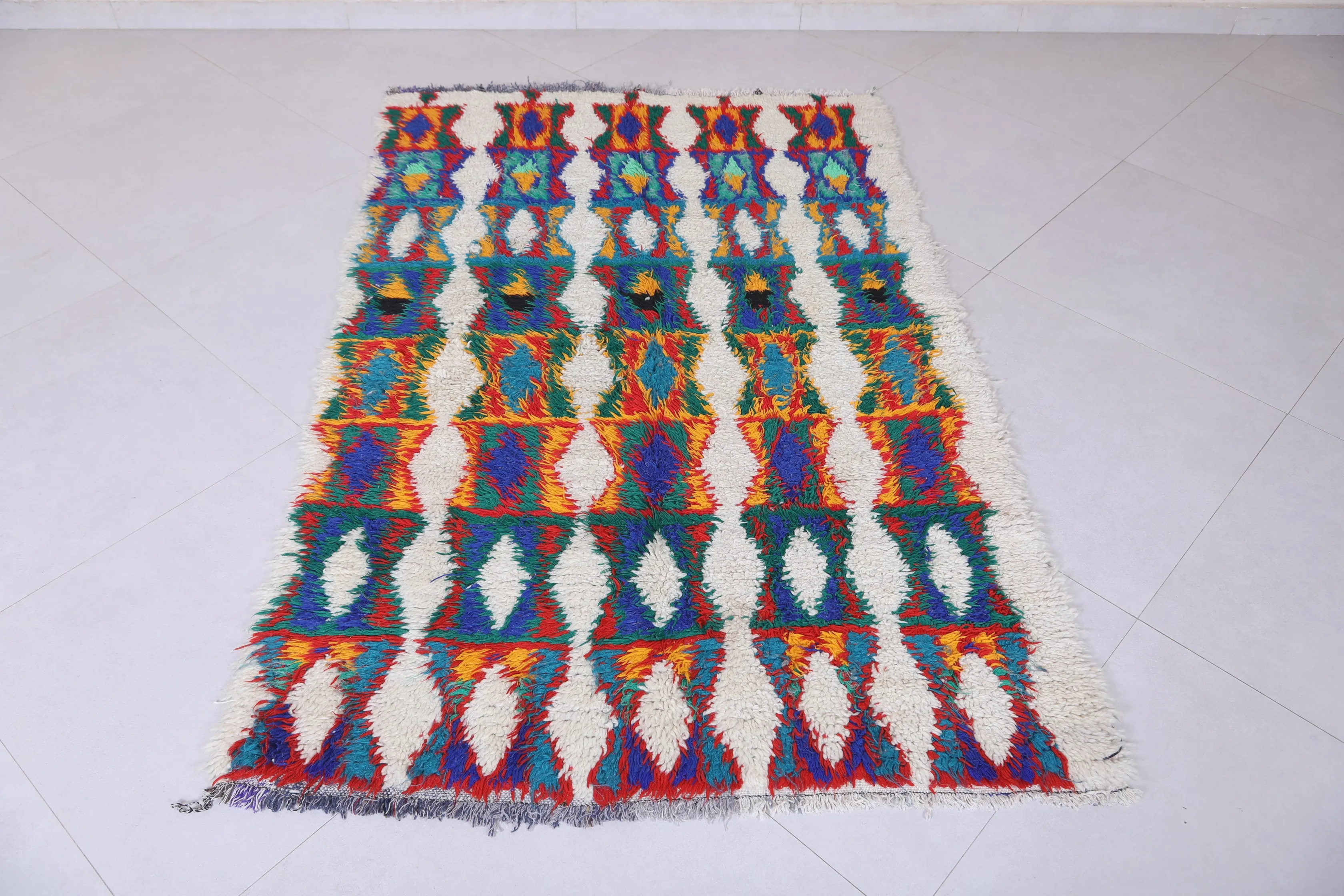 Handwoven Moroccan Berber Rug - 3.7 X 5.9 Feet