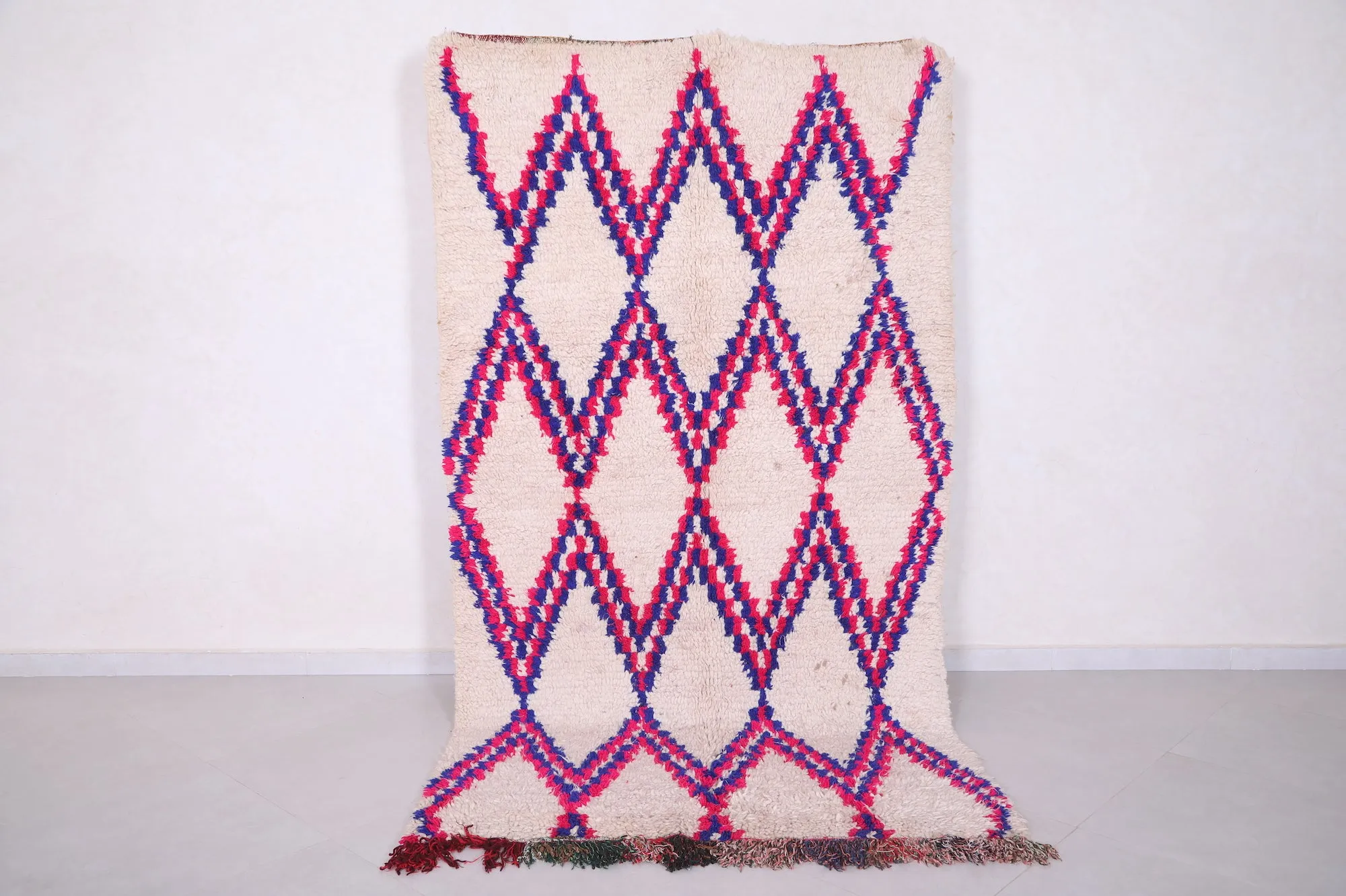 Handwoven Moroccan Rug 4.5 x 8.2 ft | Colorful Diamond Pattern
