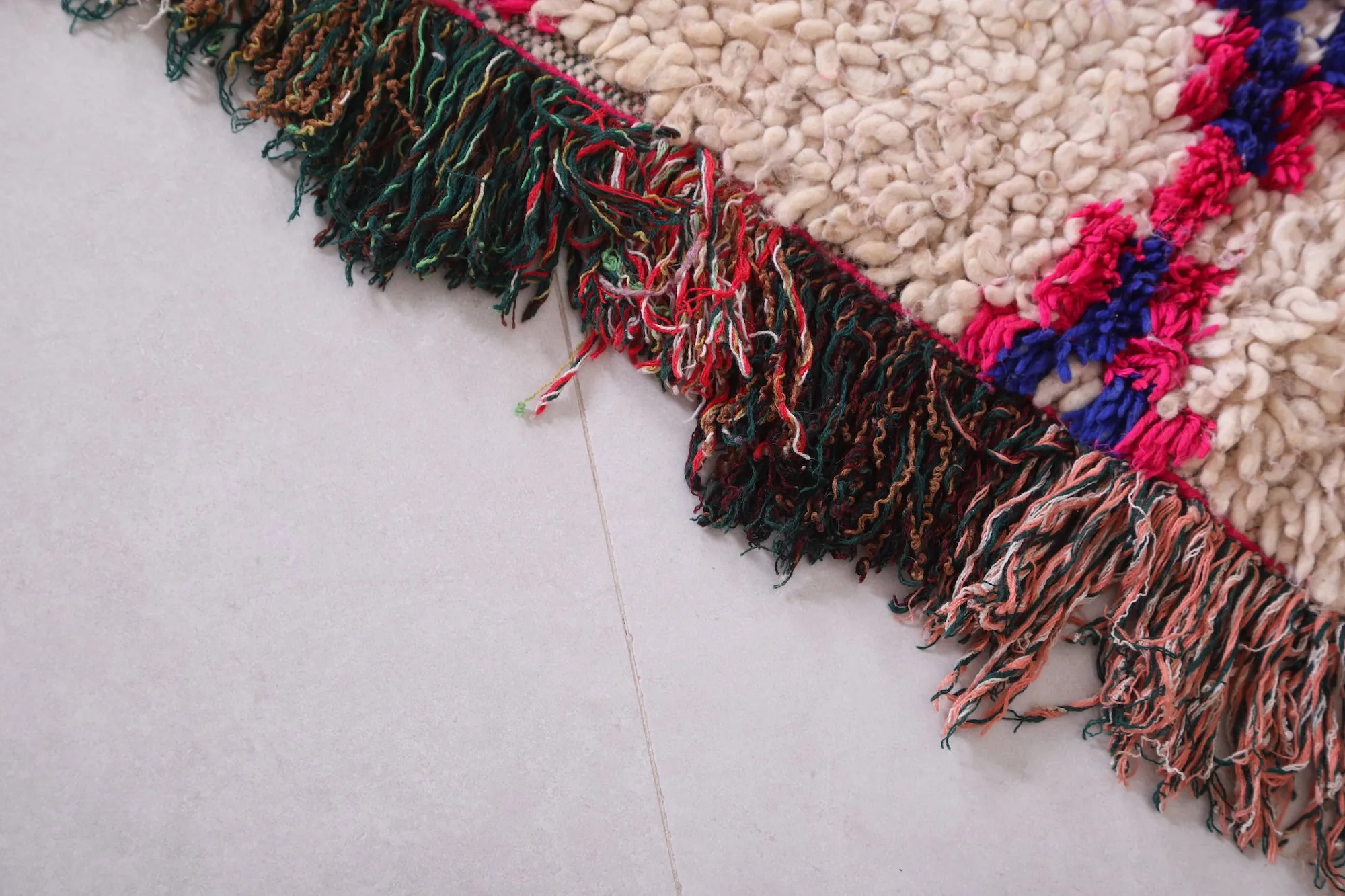 Handwoven Moroccan Rug 4.5 x 8.2 ft | Colorful Diamond Pattern