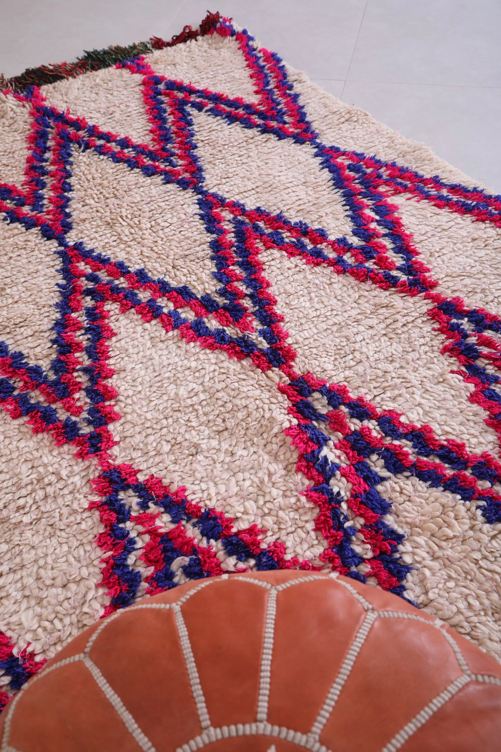 Handwoven Moroccan Rug 4.5 x 8.2 ft | Colorful Diamond Pattern