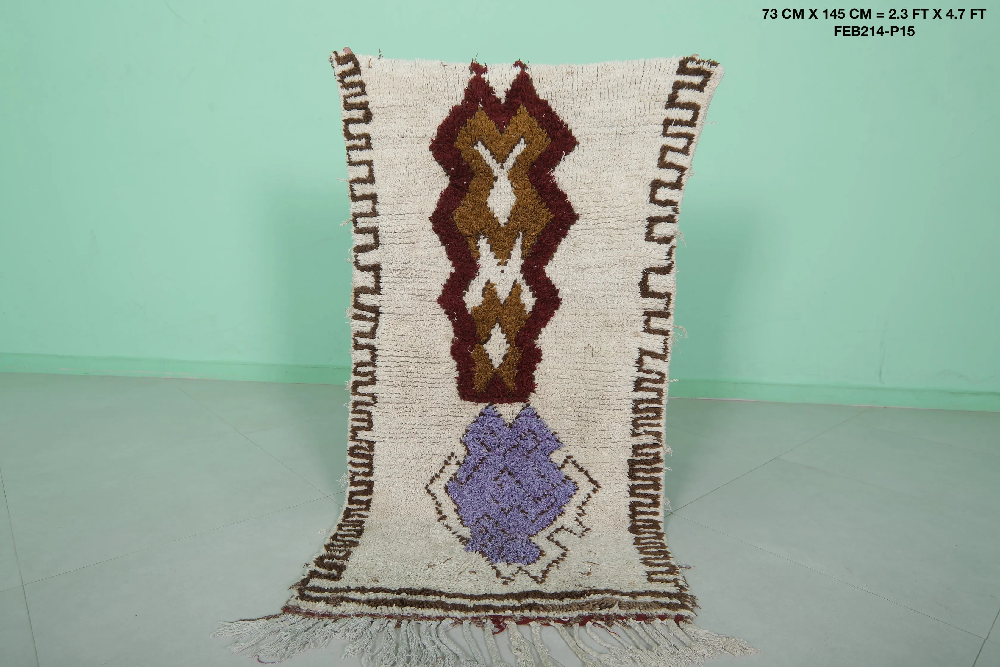 Handwoven Moroccan Rug – Bold Tribal Design 2.3 x 4.7 FT