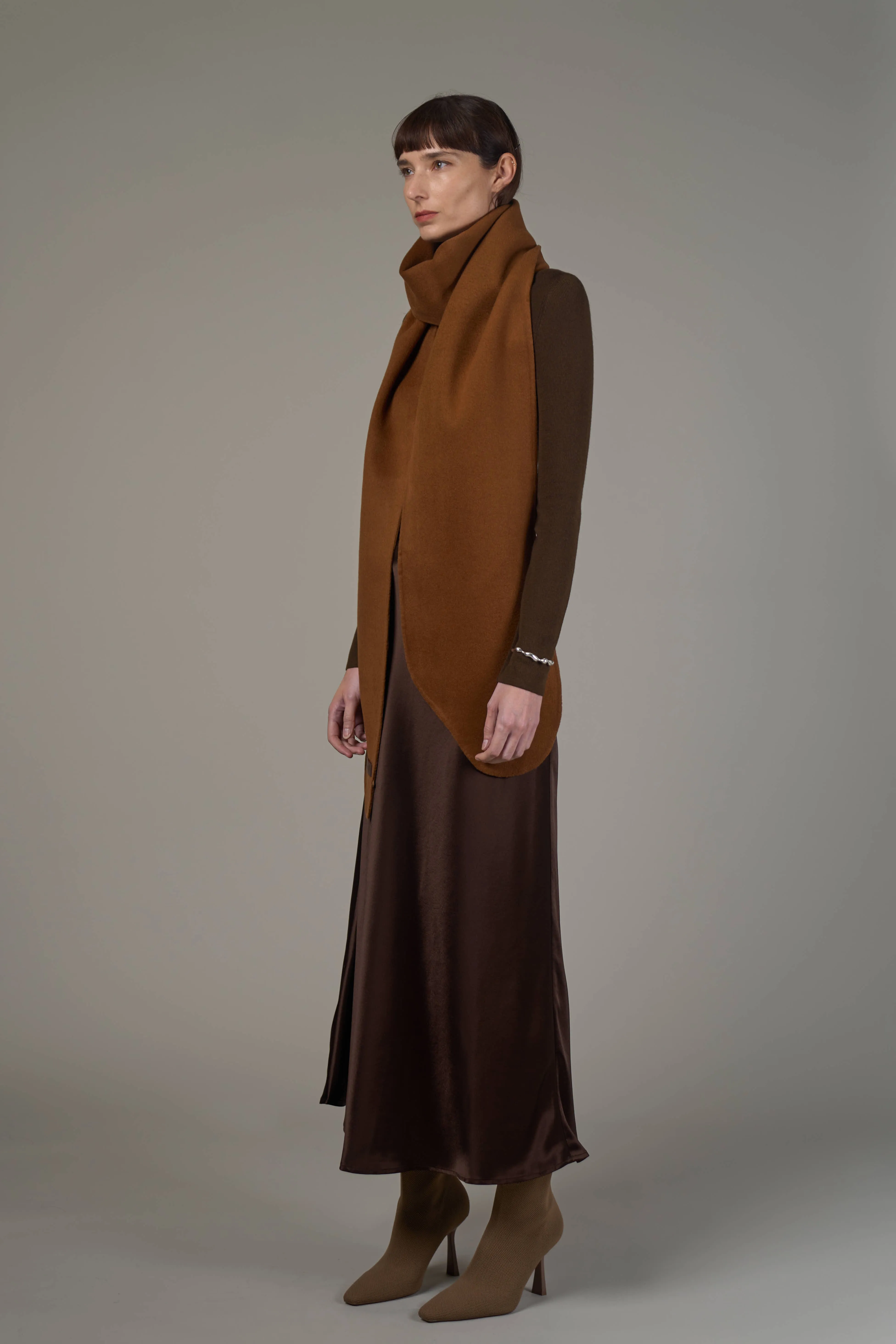 JLW009B Cortona Scarf Toffee