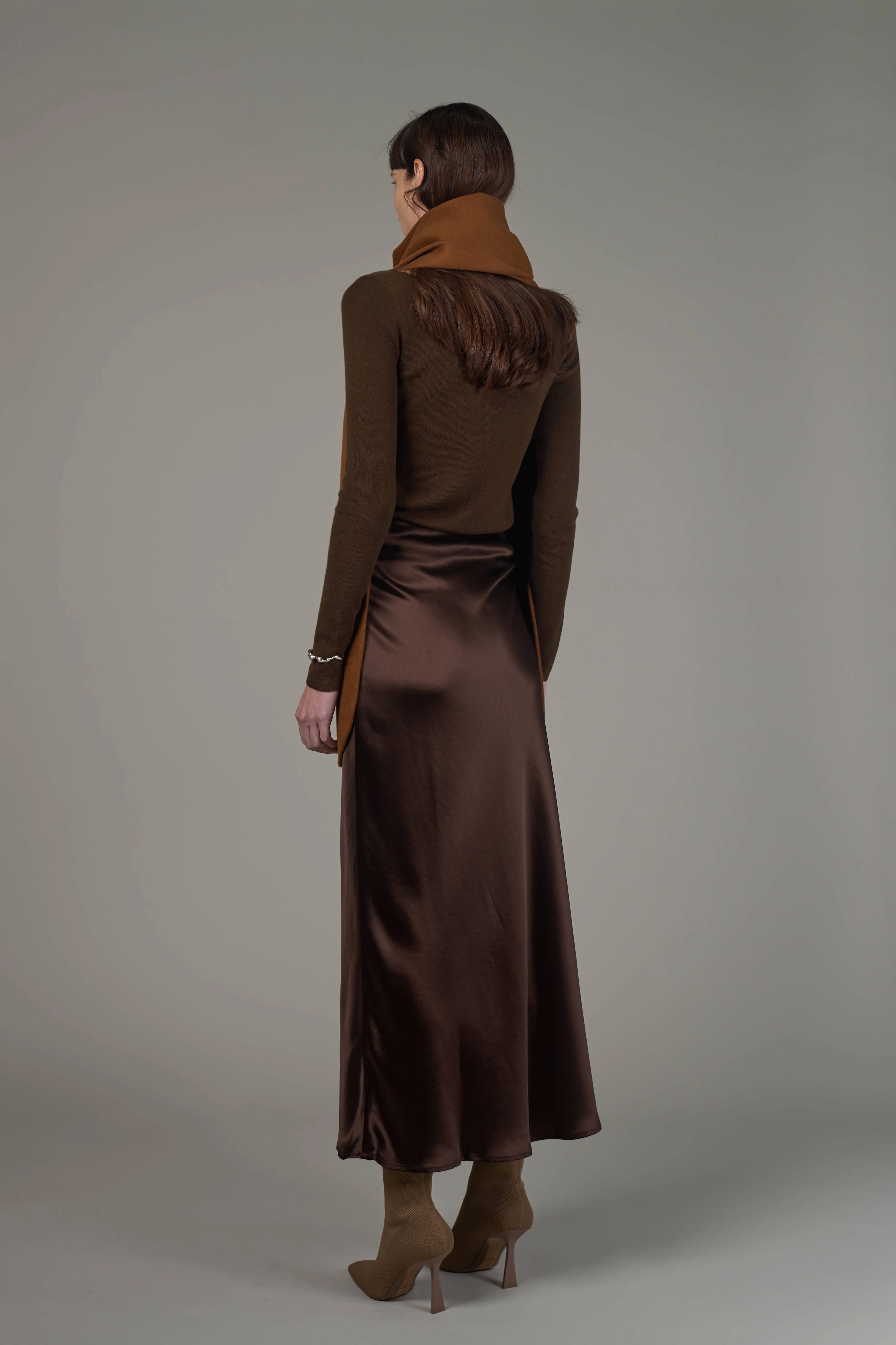 JLW009B Cortona Scarf Toffee