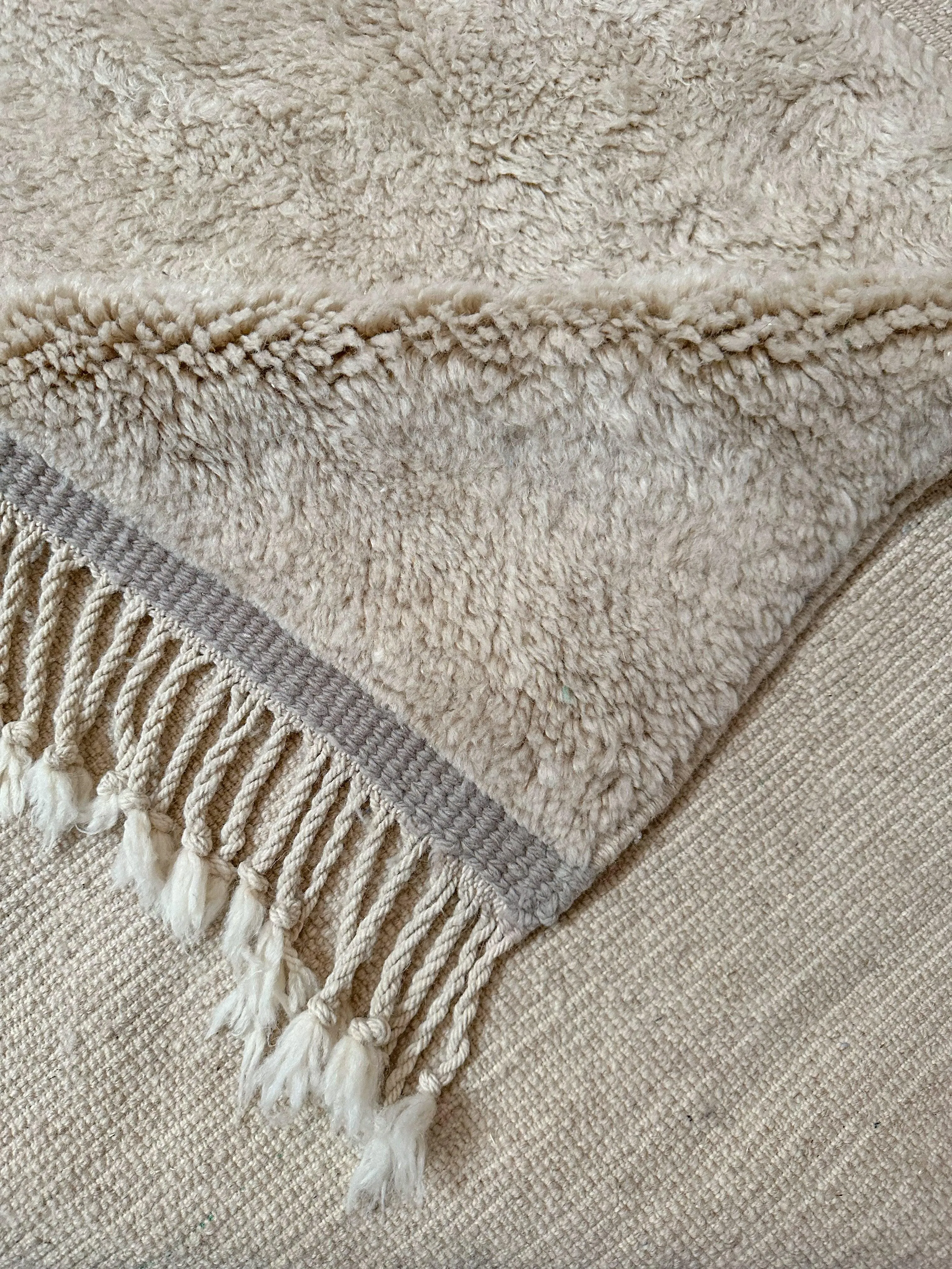 Keltouma's Natural Mixed Pile Hand-Knot