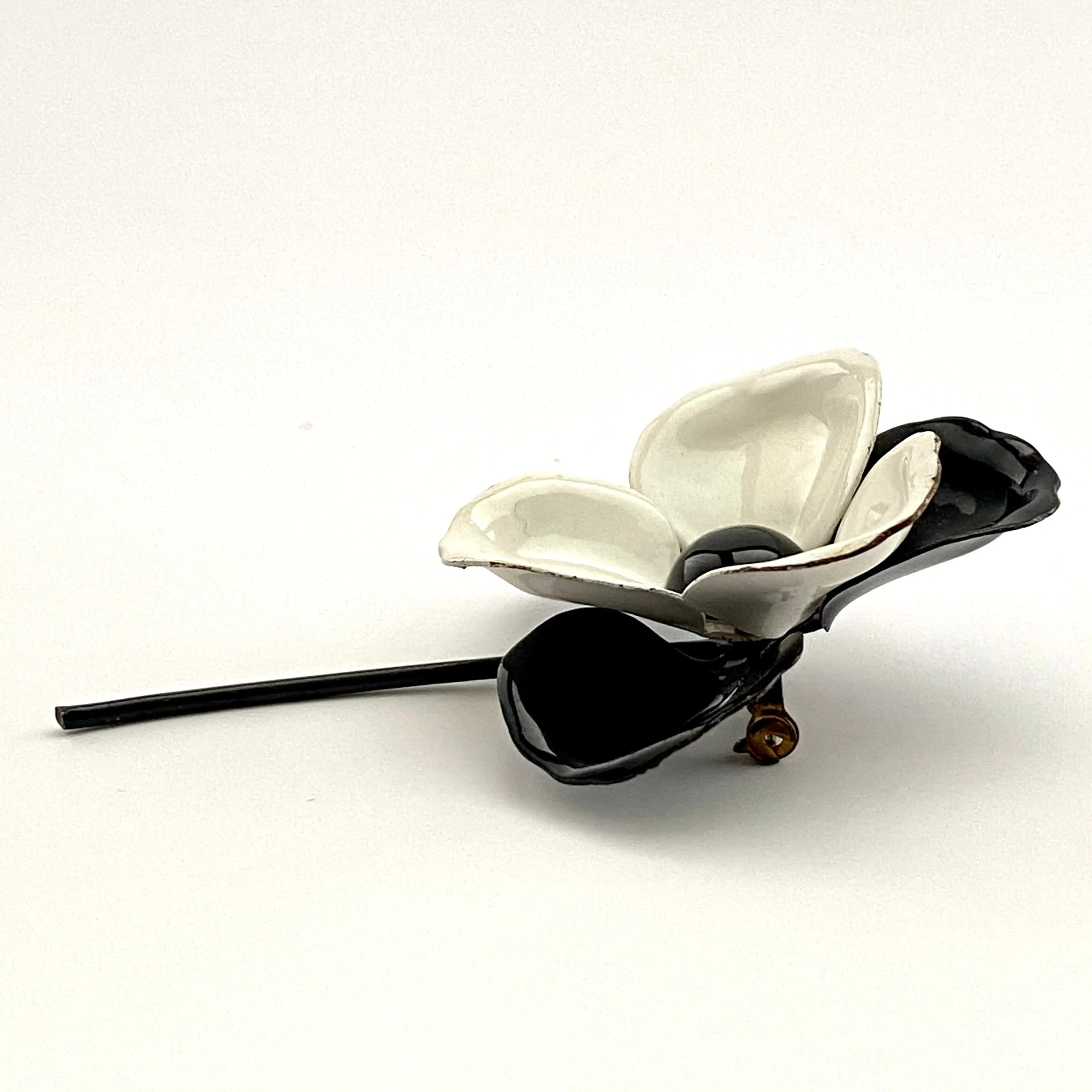 Late 60s/ Early 70s Black & White Enamel Flower Brooch
