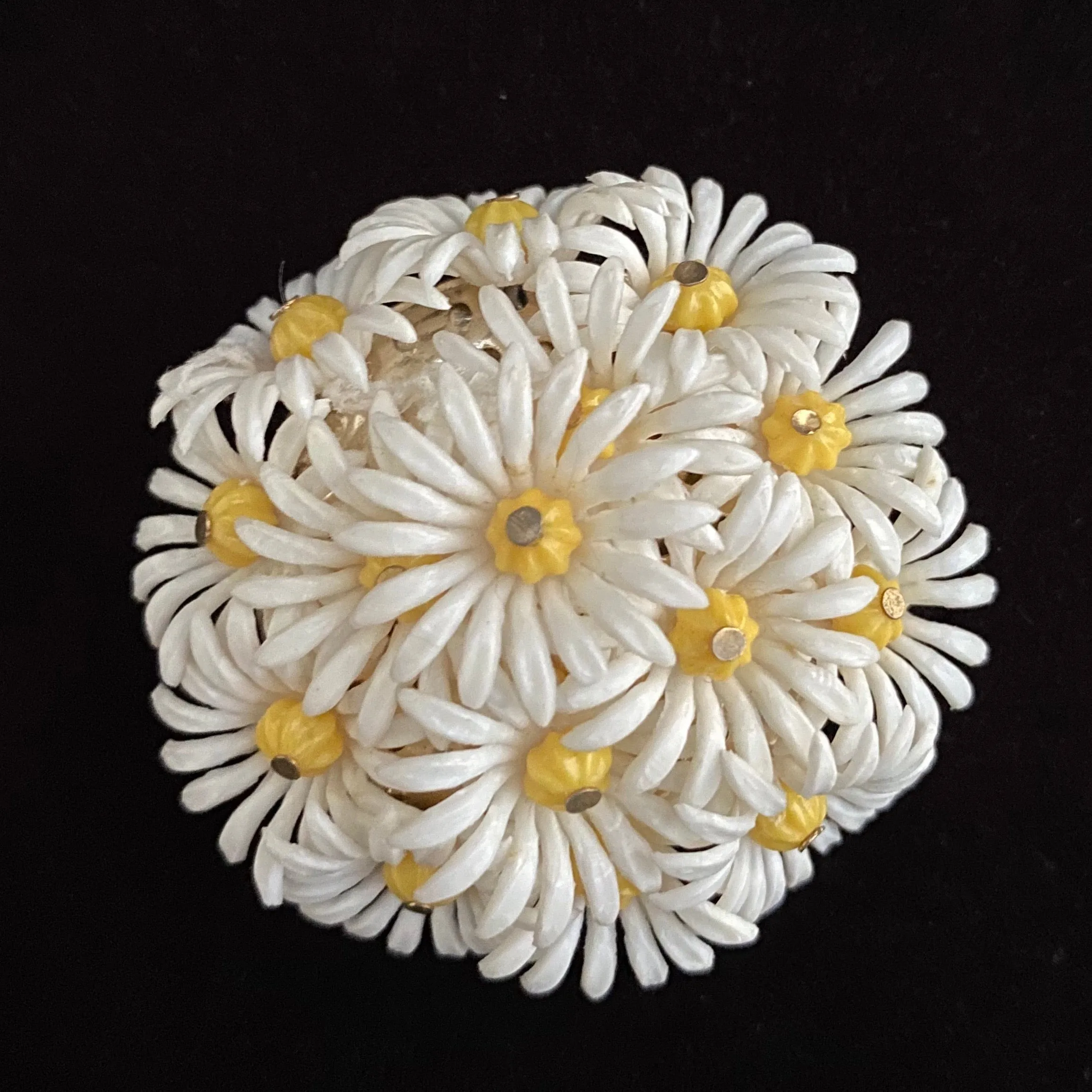 Late 60s/ Early 70s Hong Kong Plastic Daisy Brooch