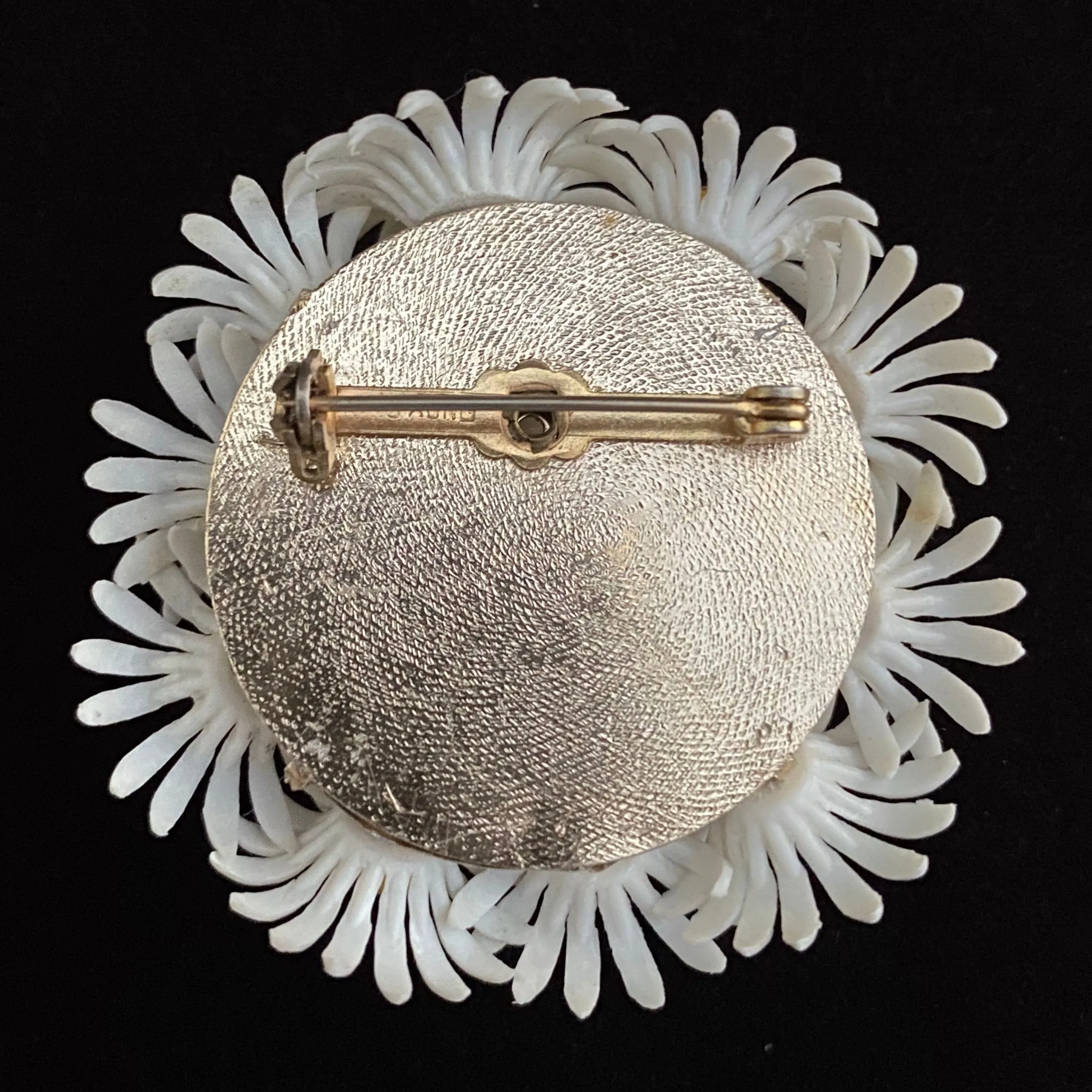 Late 60s/ Early 70s Hong Kong Plastic Daisy Brooch