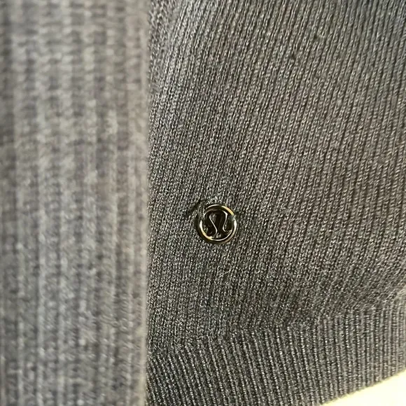Lululemon Wool Blend Wrap Sweater Navy Blue, Size 4 #405