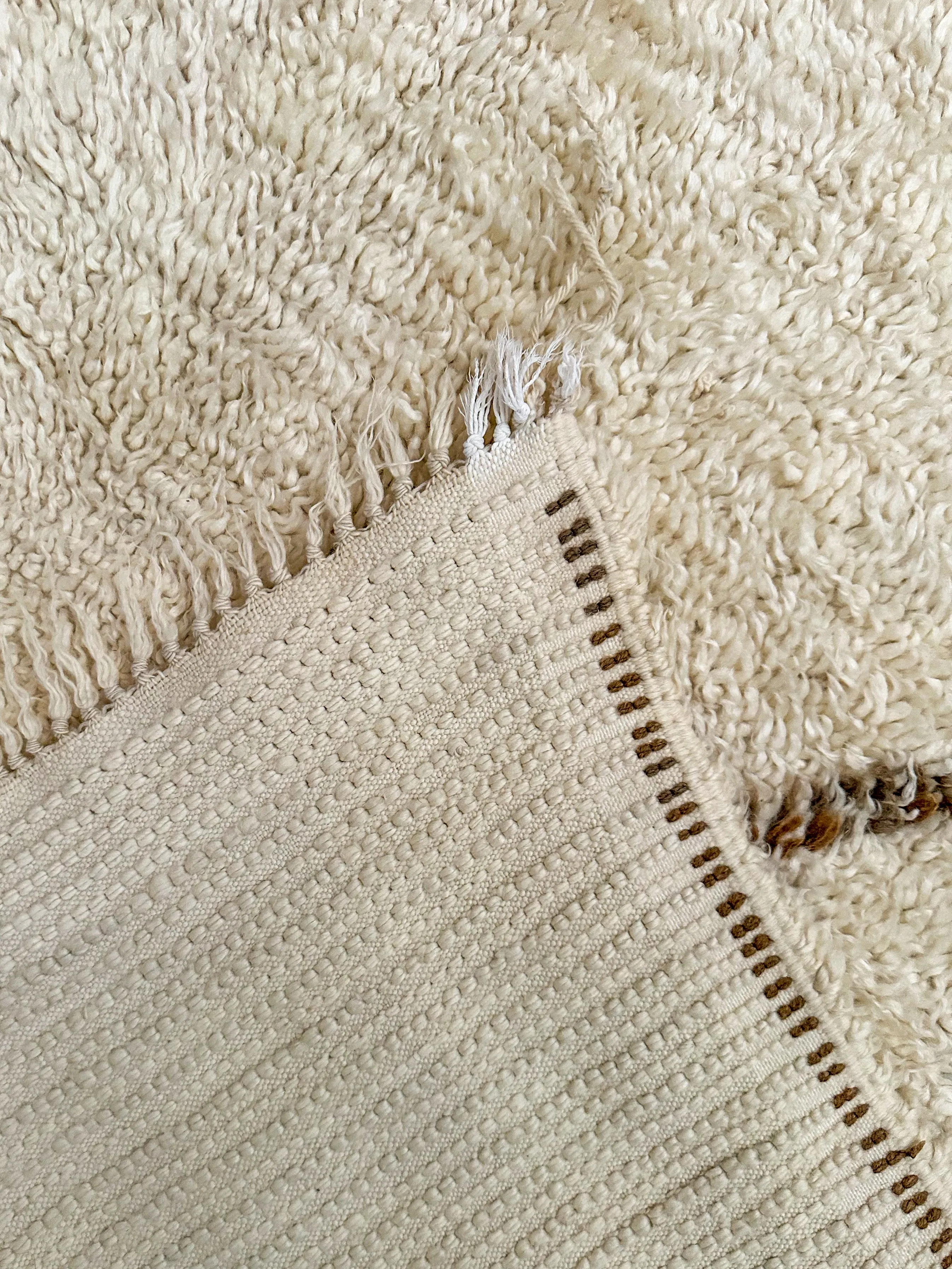 Marmoucha's Minimalist Vintage Hand-Knot