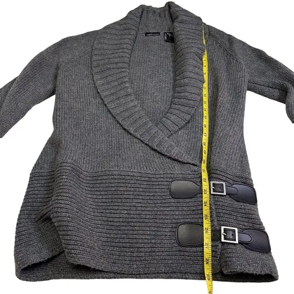 Moda International Gray Sweater Size Medium  Wrap Buckle Shawl Collar Ribbed NWT