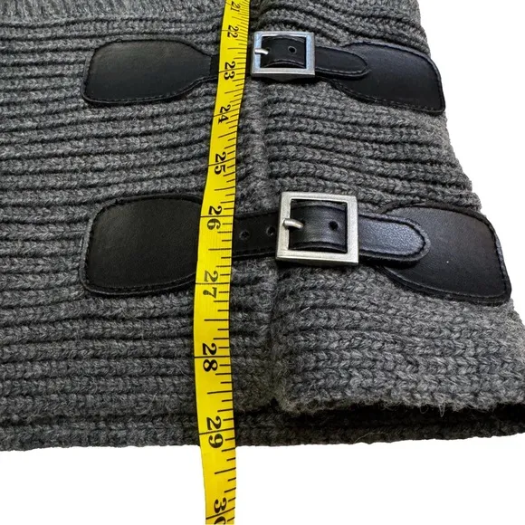 Moda International Gray Sweater Size Medium  Wrap Buckle Shawl Collar Ribbed NWT
