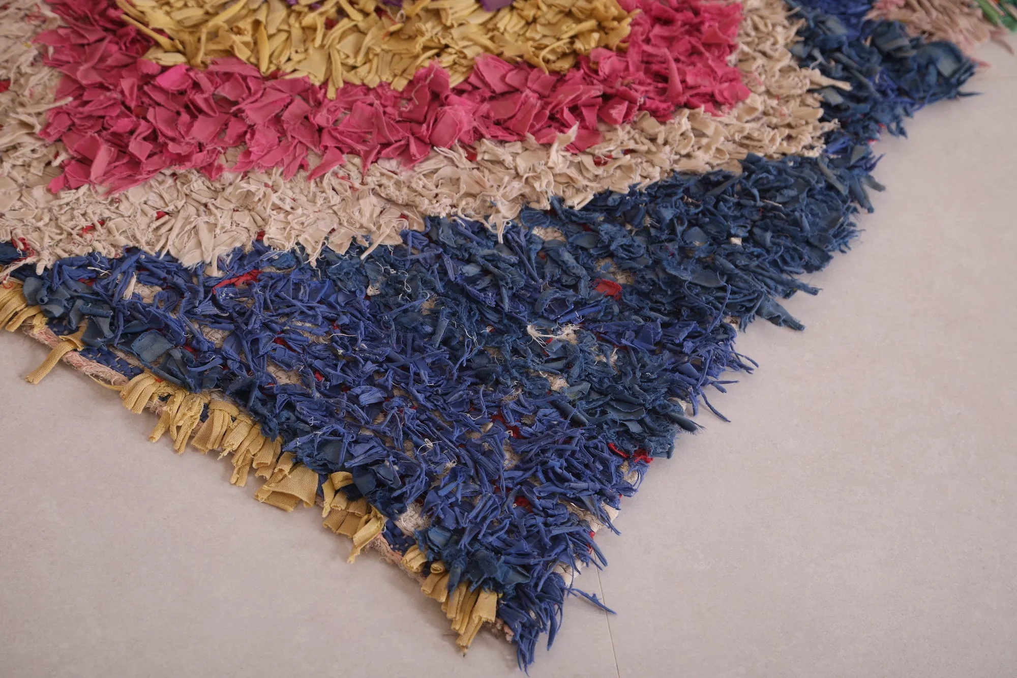 Moroccan Rug 2.7 x 7.2 Feet - Bold Geometric Design