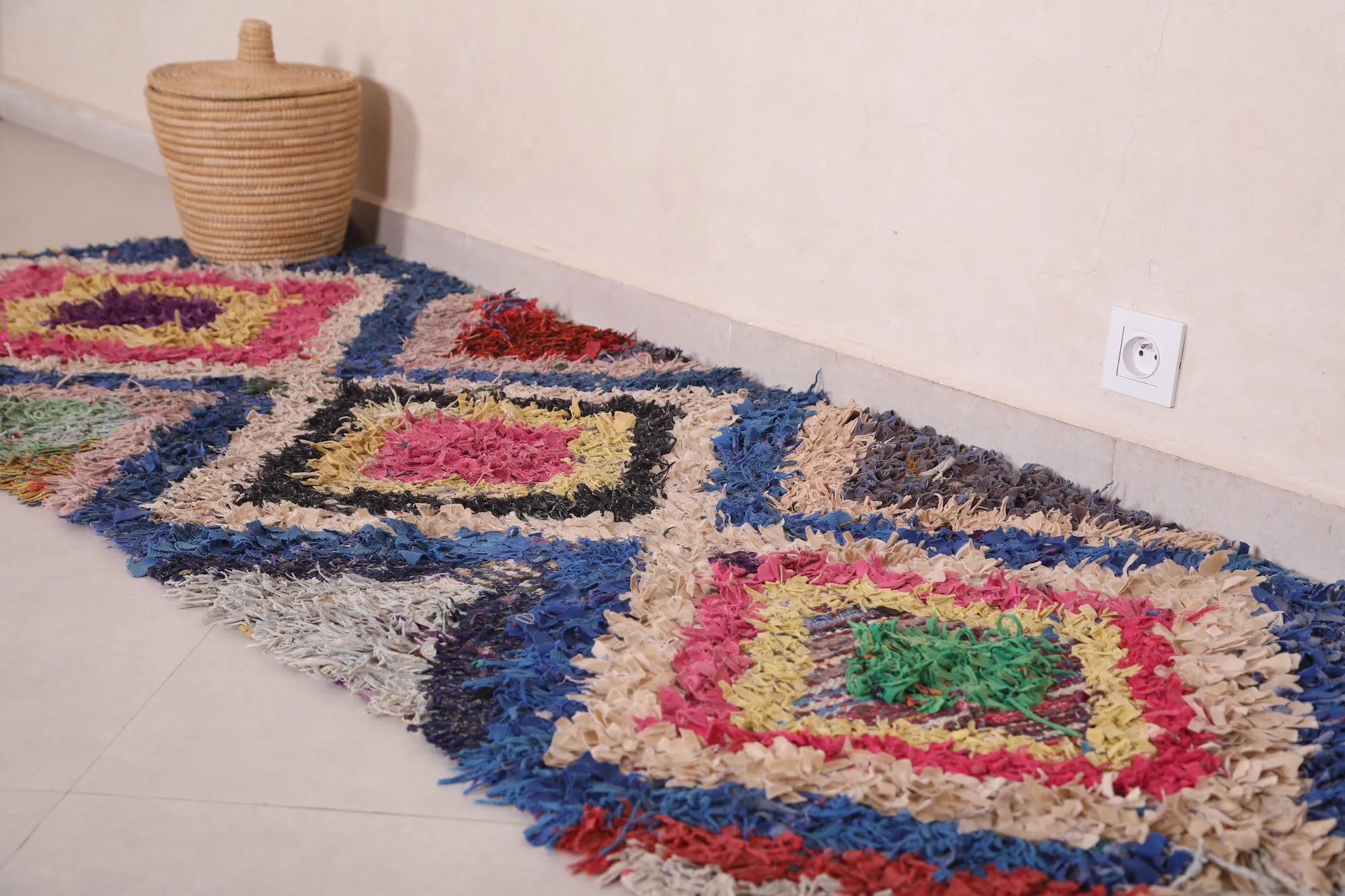 Moroccan Rug 2.7 x 7.2 Feet - Bold Geometric Design