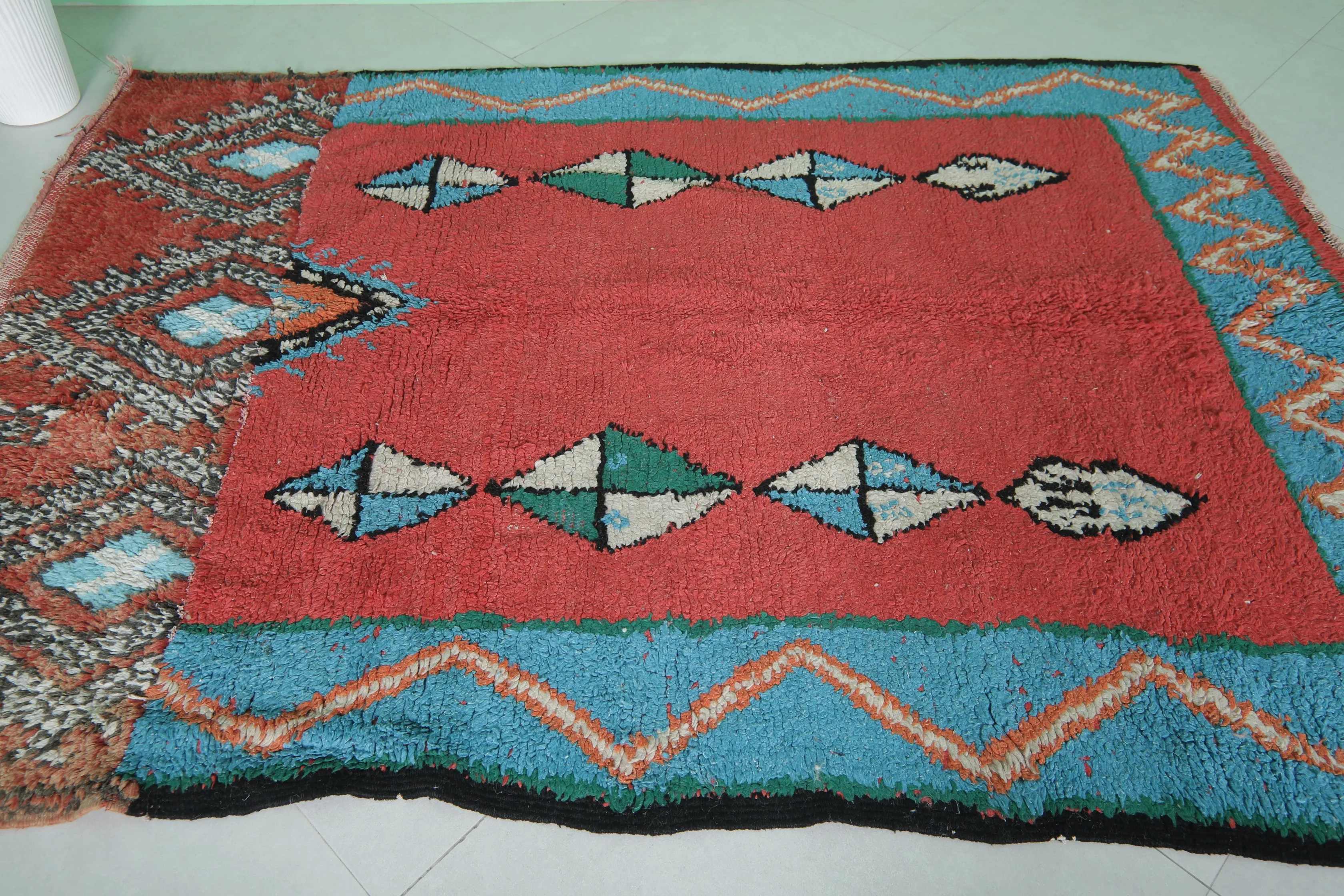 Moroccan Rug - Handwoven 5.2ft x 7.3ft | Vibrant Berber Design