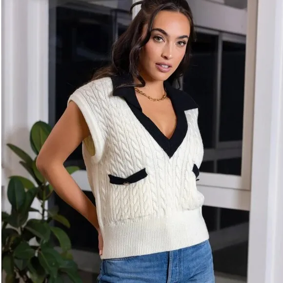 NWT Bishop   Young Bell Ami Collared V-Neck Wool Sweater Vest Large