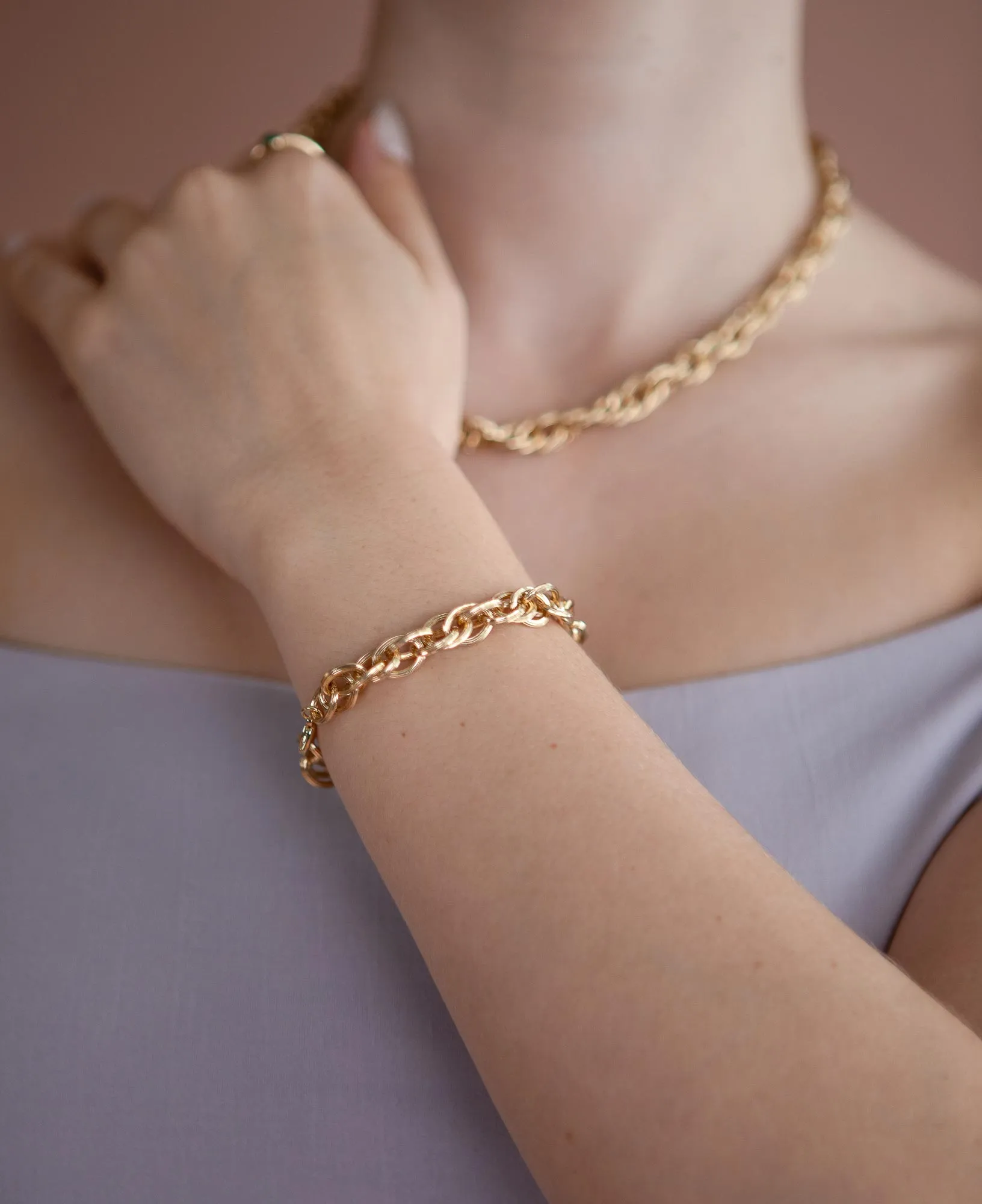 Ollie Chunky Chain Gold Bracelet