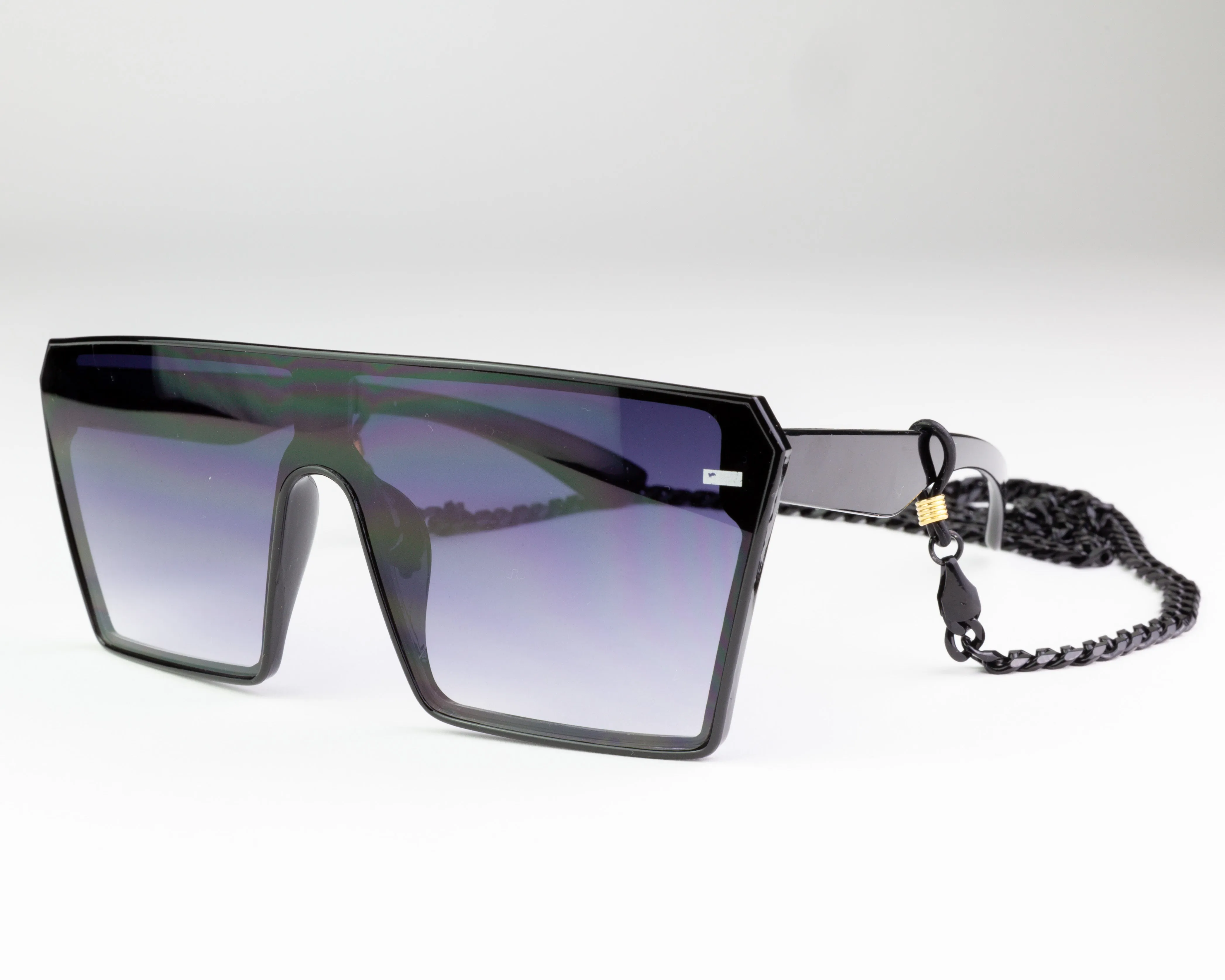 OVER SIZED PLASTIC FRAME SUNGLASSES