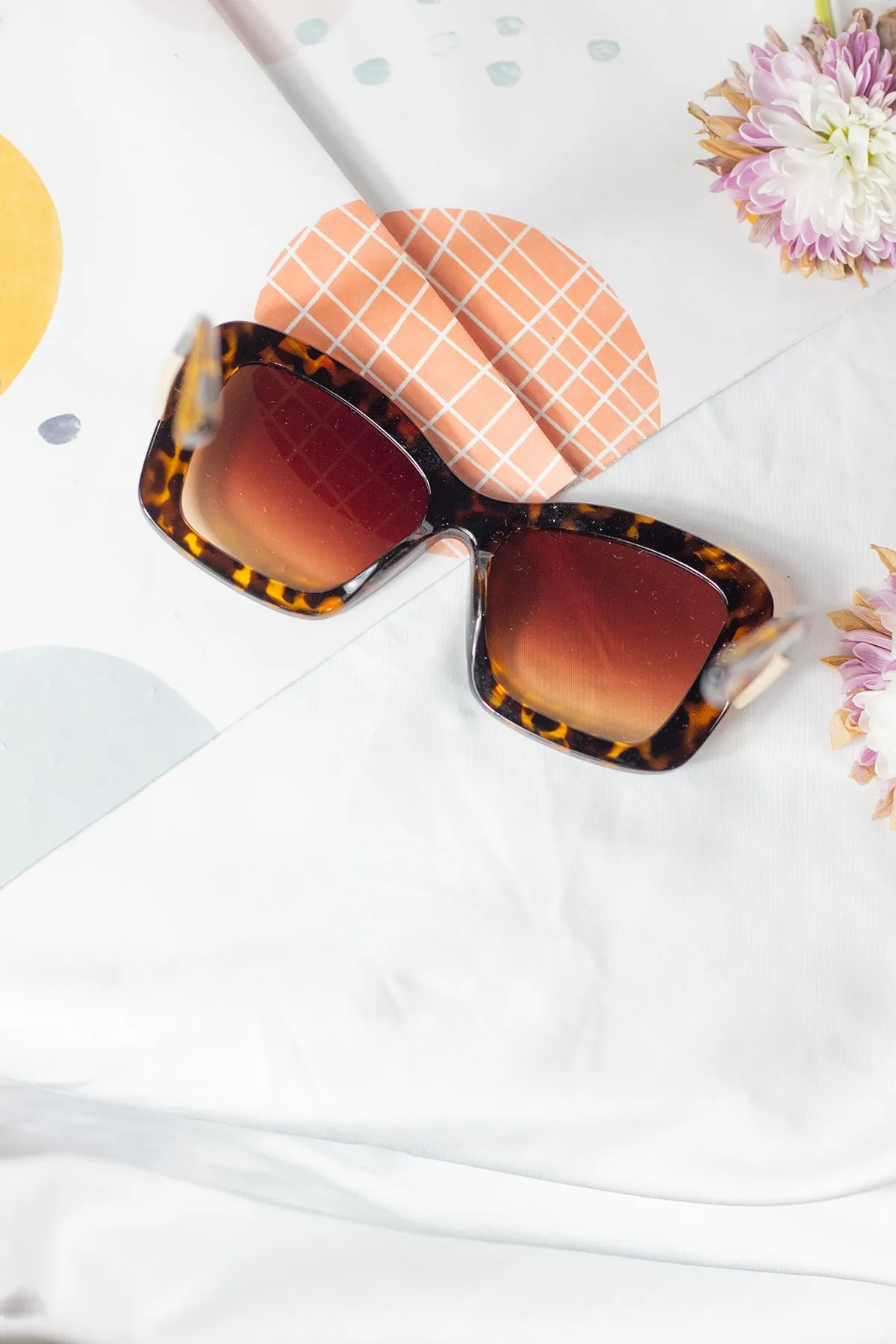 Oversized Chunky Cat Eye Angular Sunglasses
