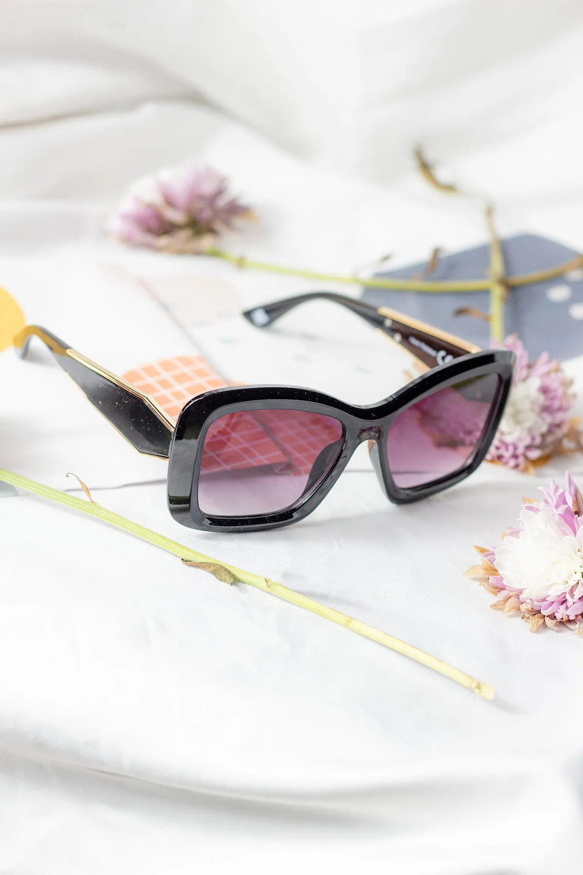 Oversized Chunky Cat Eye Angular Sunglasses