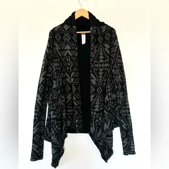 Patagonia Wool Cardigan knit Sweater Aztec Tribal shawl Pine Mountain Wrap