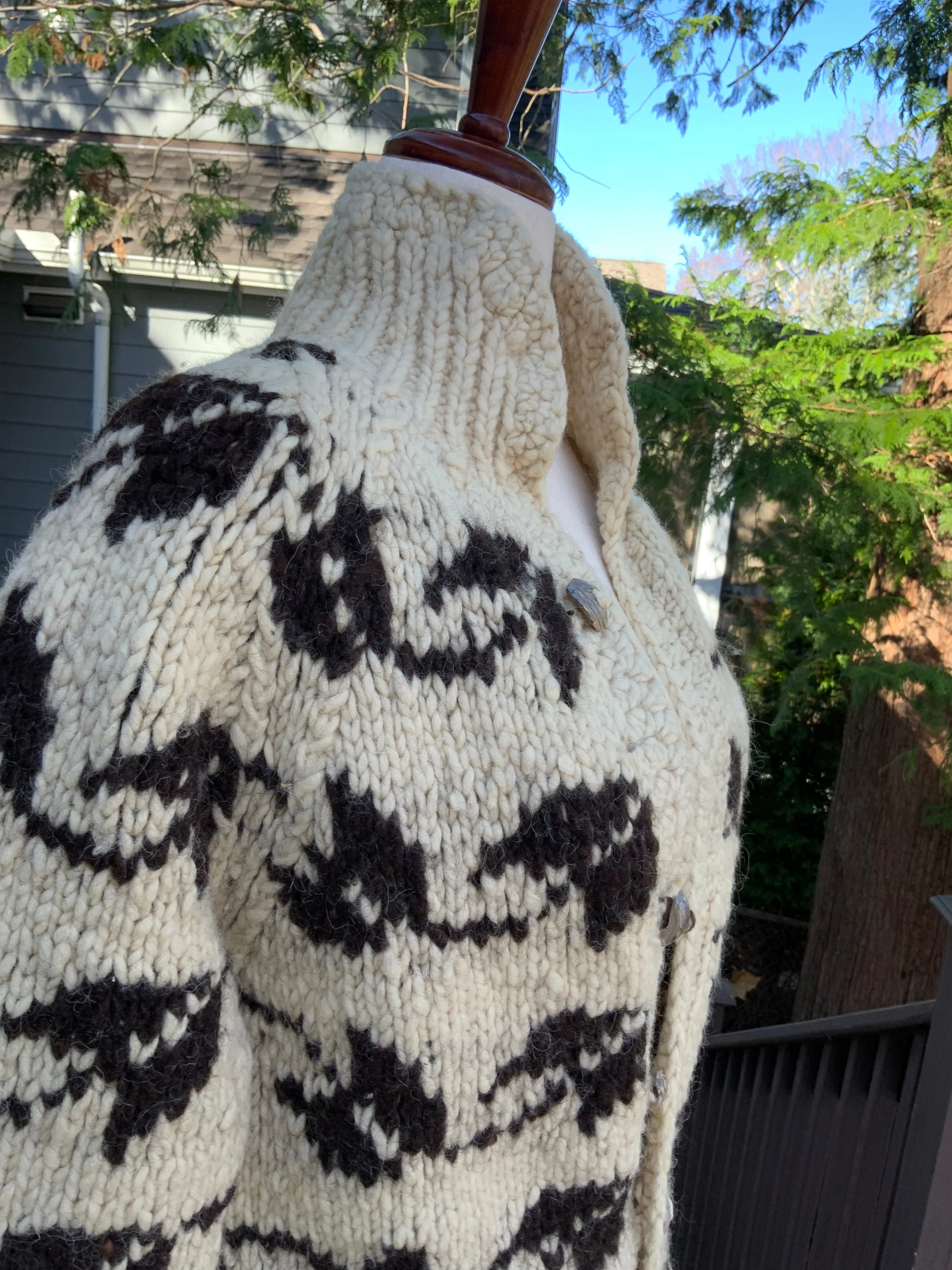 Pure Wool Cardigan - 70s - 70K