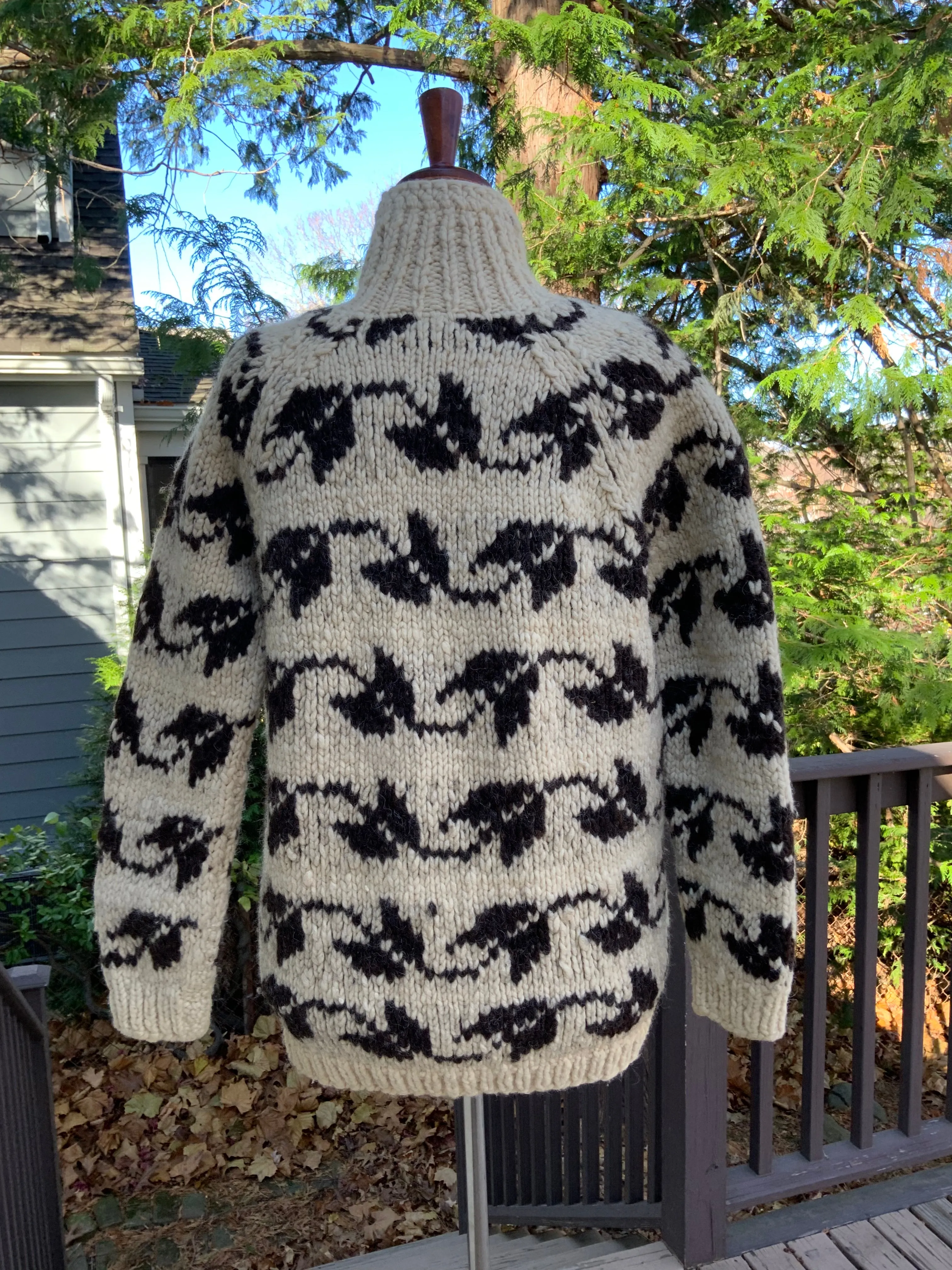 Pure Wool Cardigan - 70s - 70K