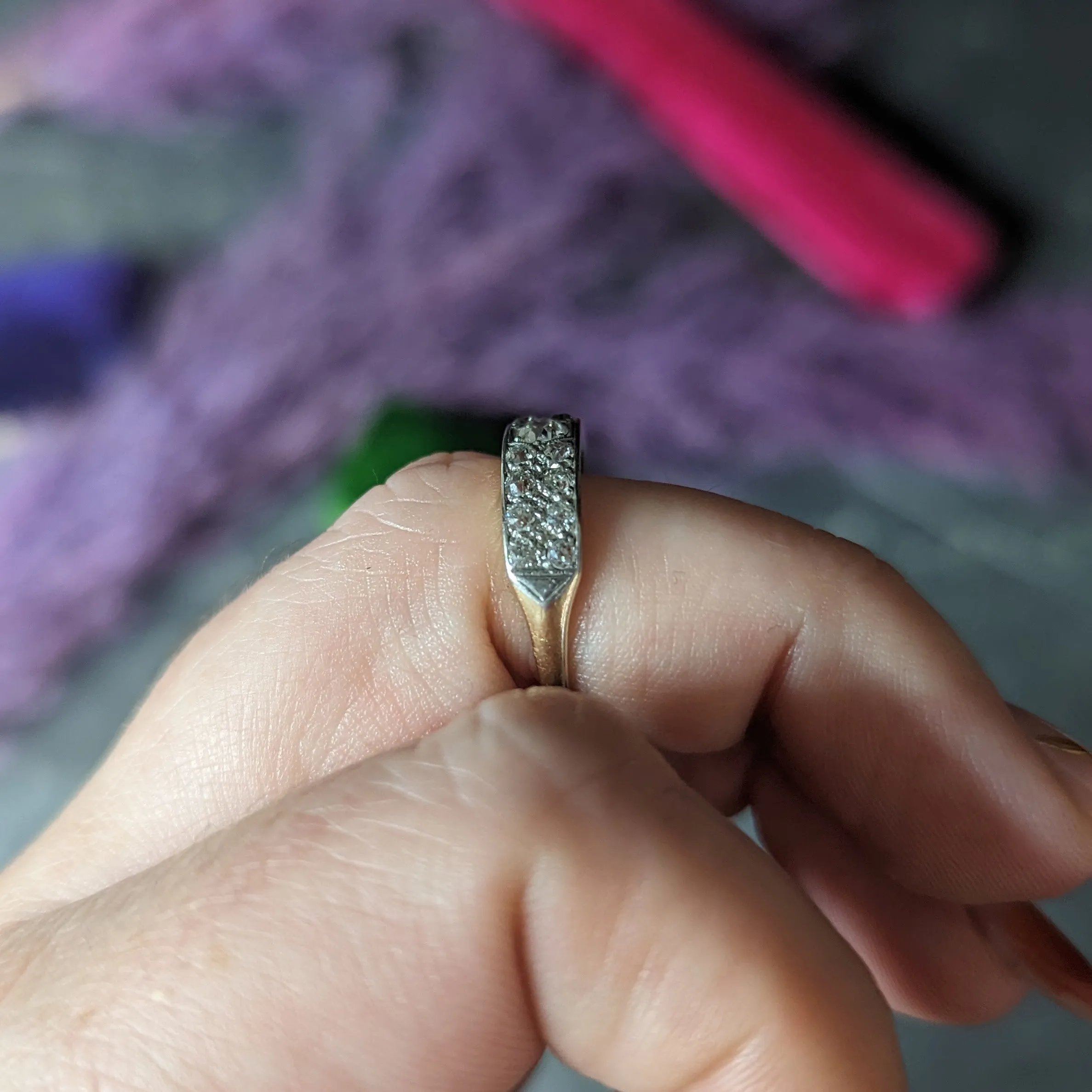 Retro 1940's Old European Cut Diamond Platinum-Topped 14 Karat Yellow Gold Chevron Vintage Band Ring