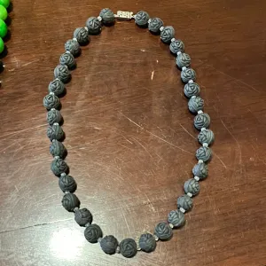 Retro 1980s Molded Plastic Graded Bead Necklace Cornflower Black