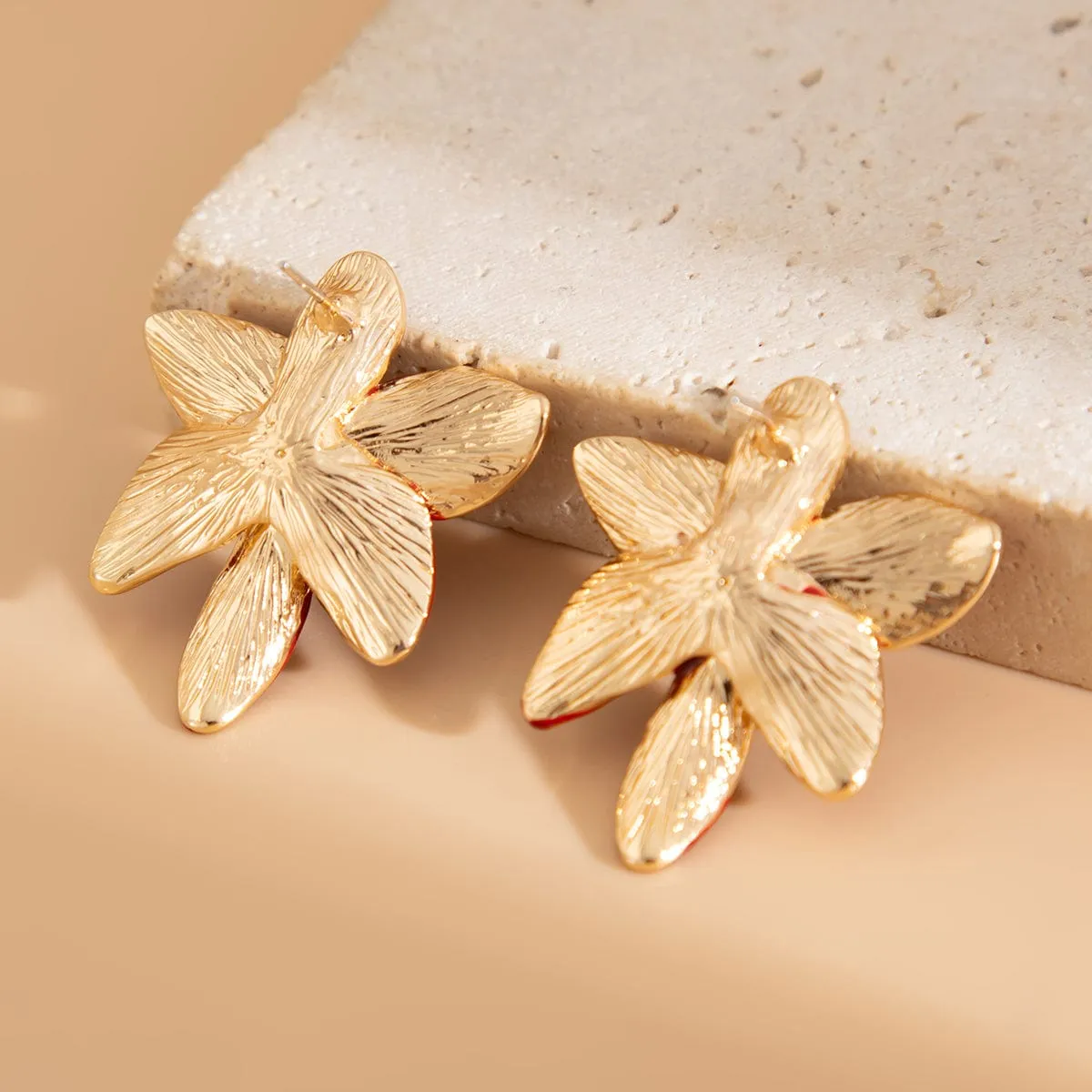 Retro Red Enamel Flower Stud Earrings