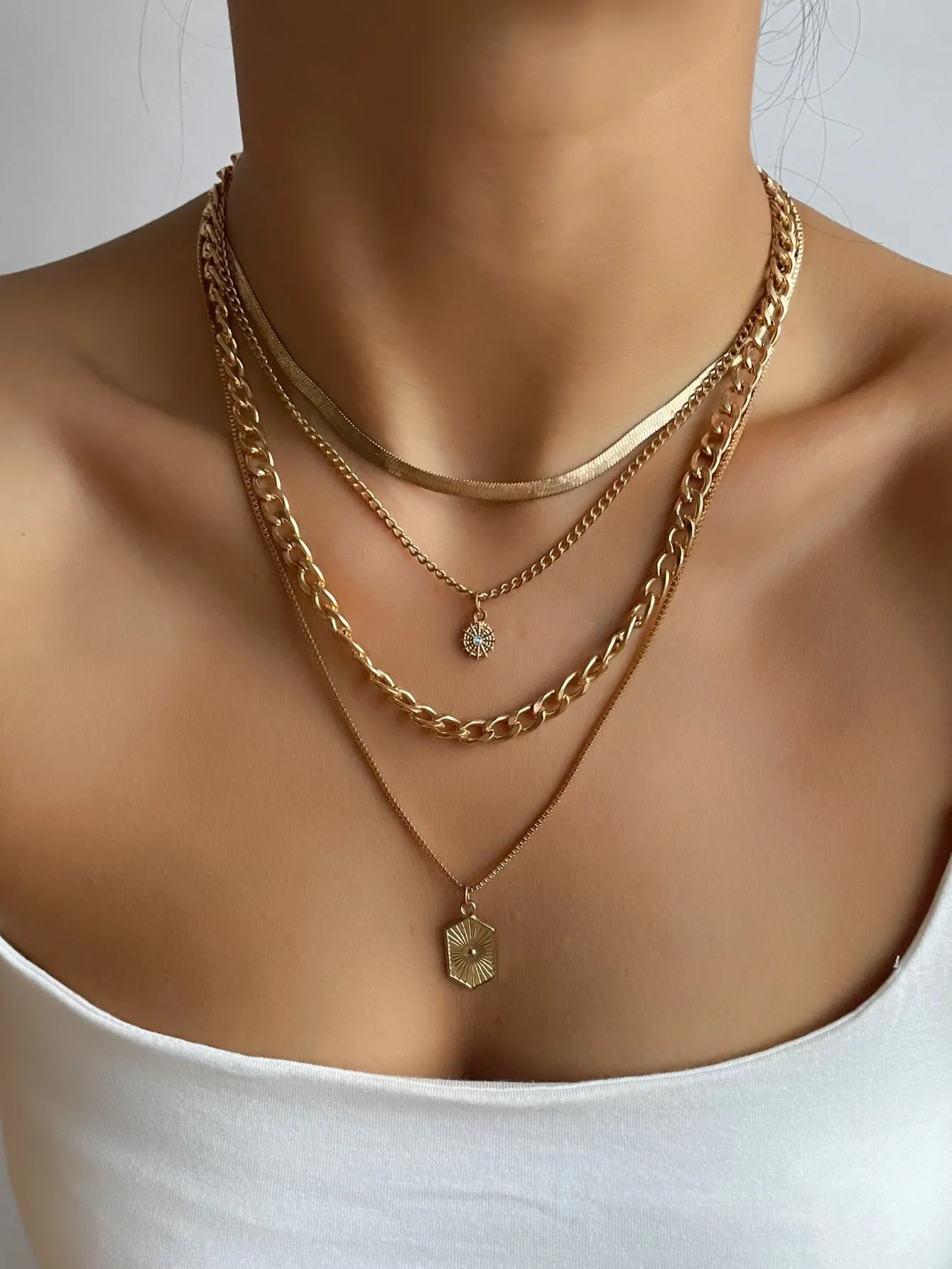 Round Charm Layered Necklace - Gold- FD ⚡