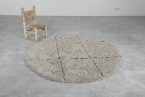 Round Moroccan Wool Rug 5 Feet – Minimalist Berber Design