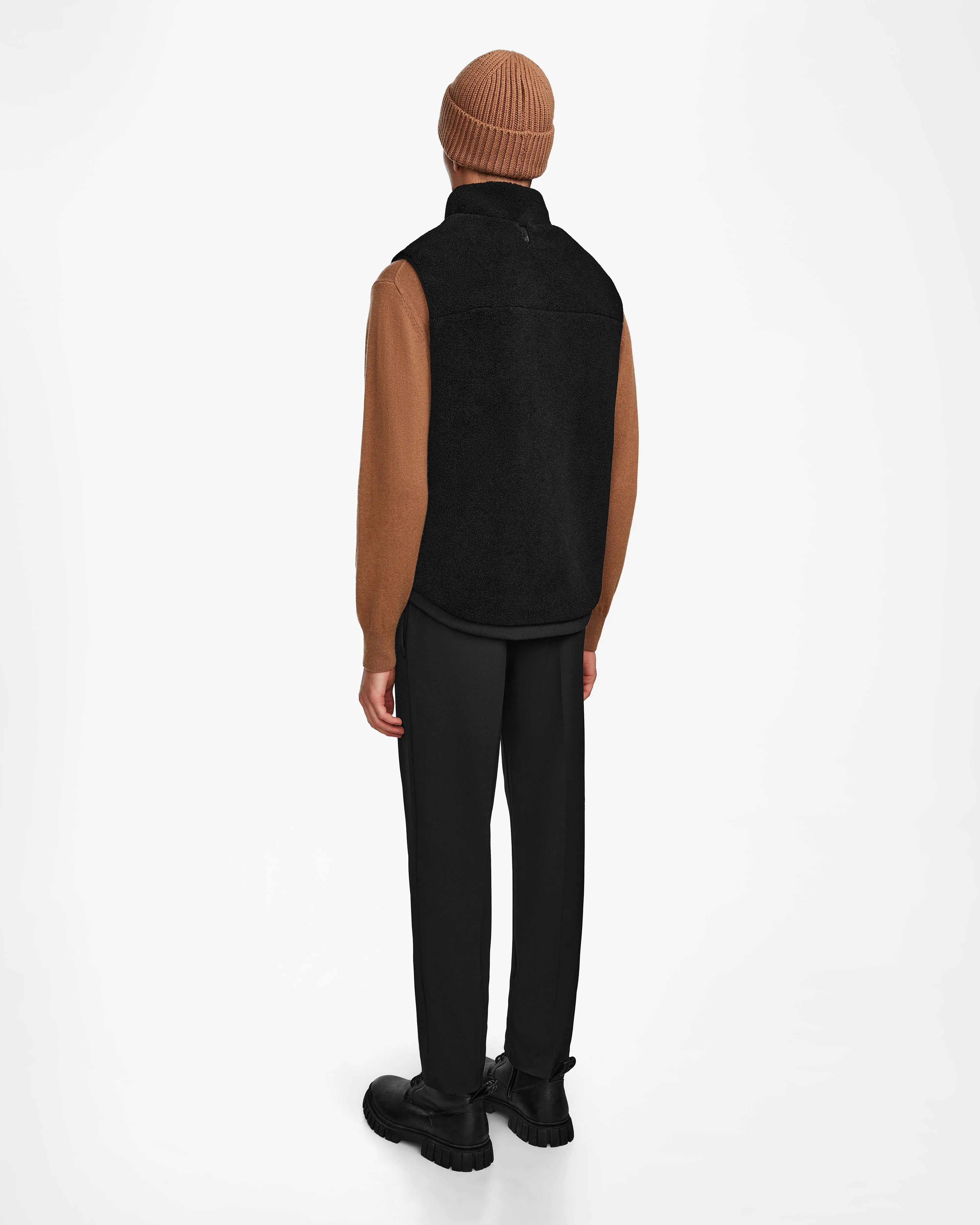 RUMMY - U524502 Black M