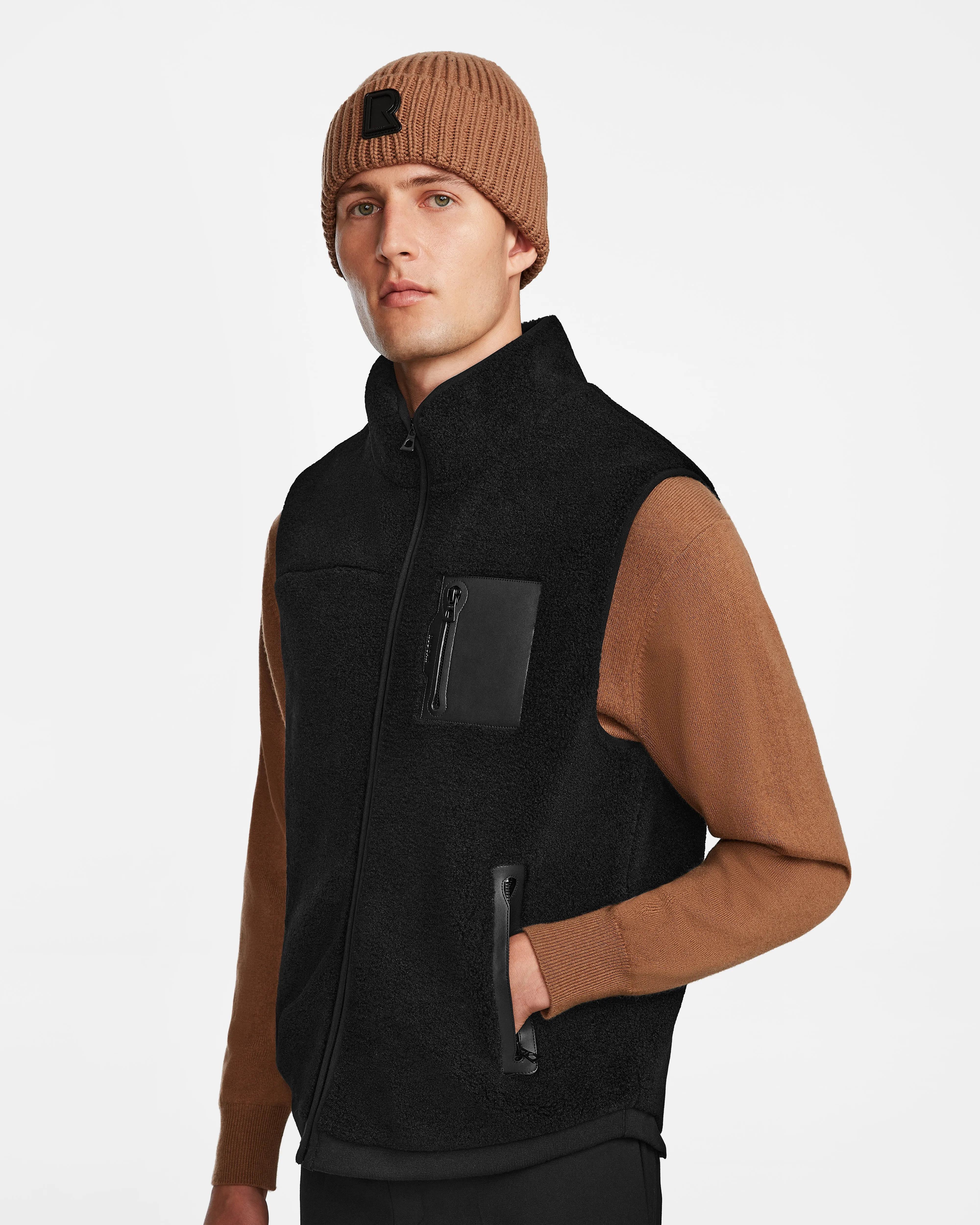 RUMMY - U524502 Black M