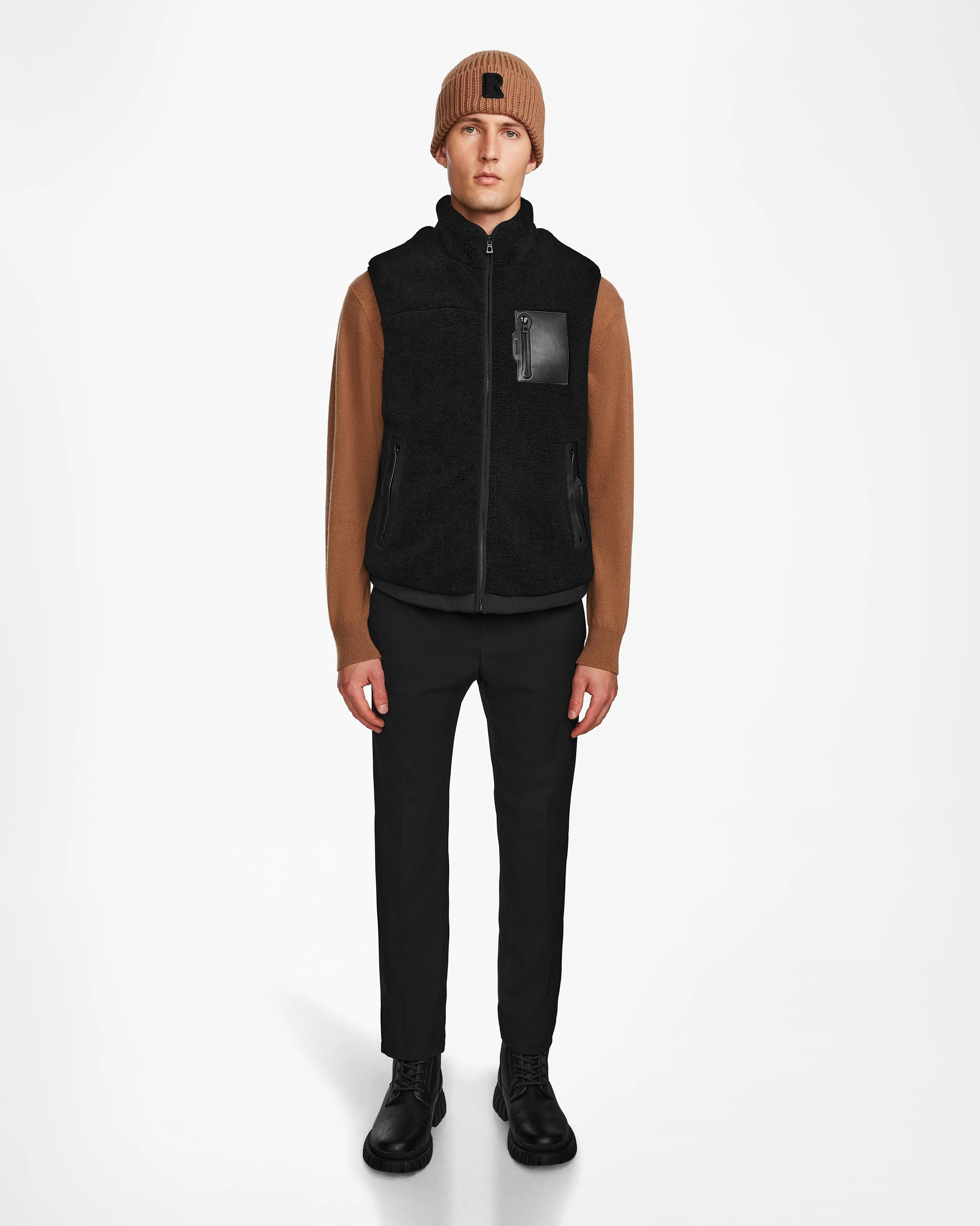 RUMMY - U524502 Black M