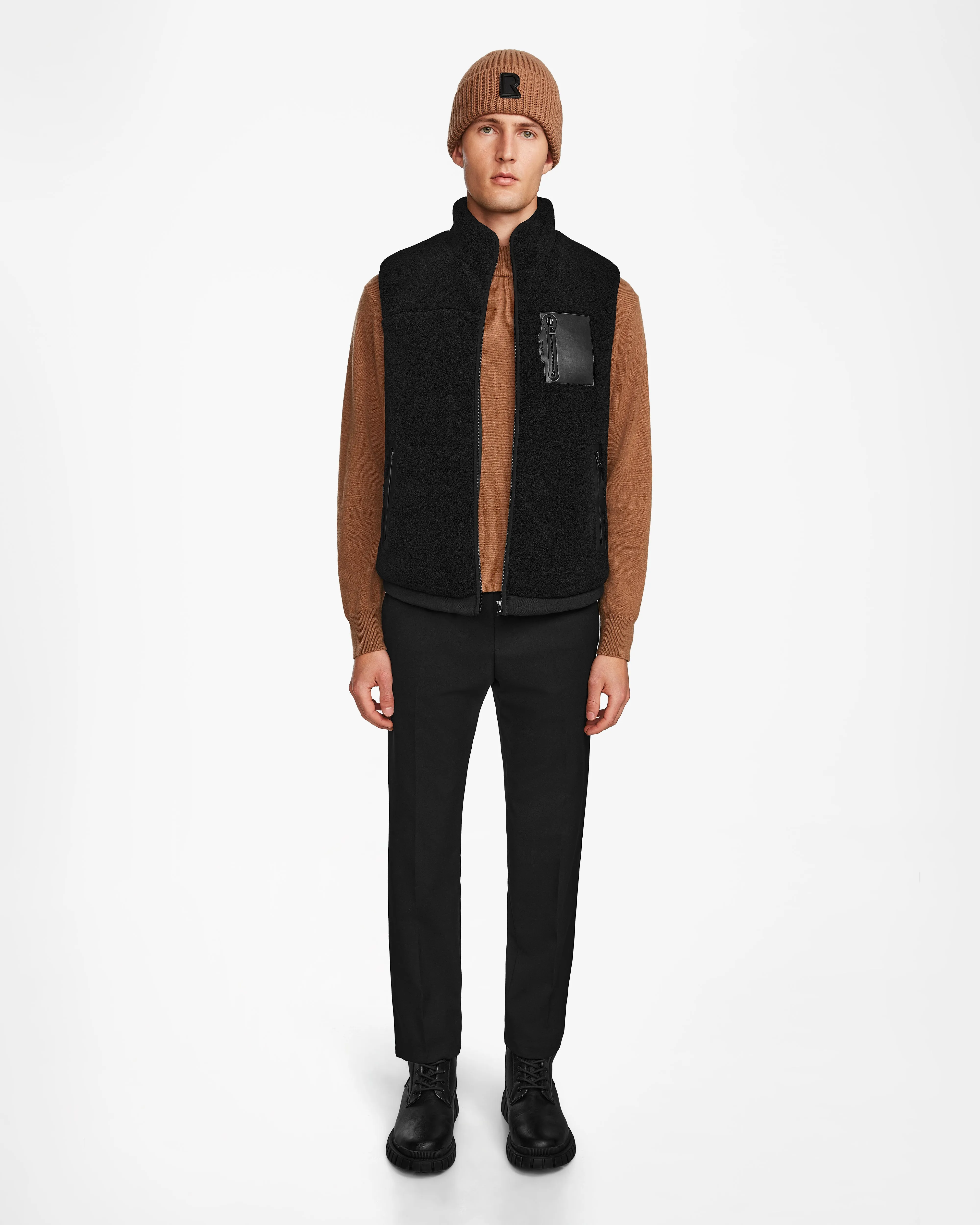 RUMMY - U524502 Black M