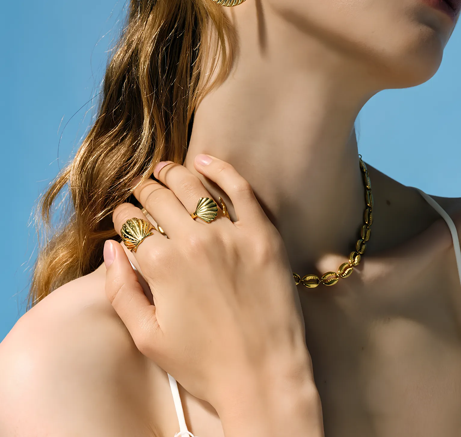 Shell Texture Chunky Gold Ring