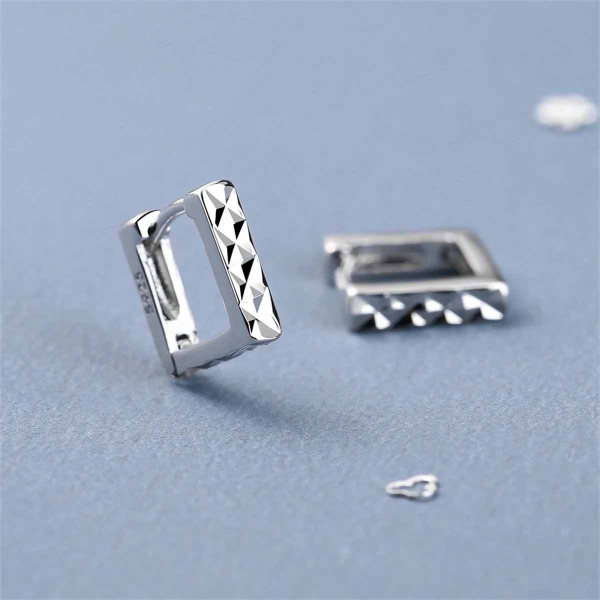 Silver-Plated Diamond-Cut Open Square Huggie Earrings
